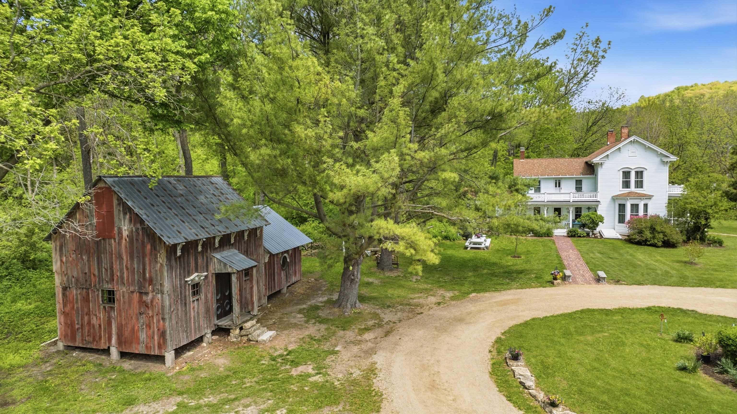 2562 S Blackjack Road