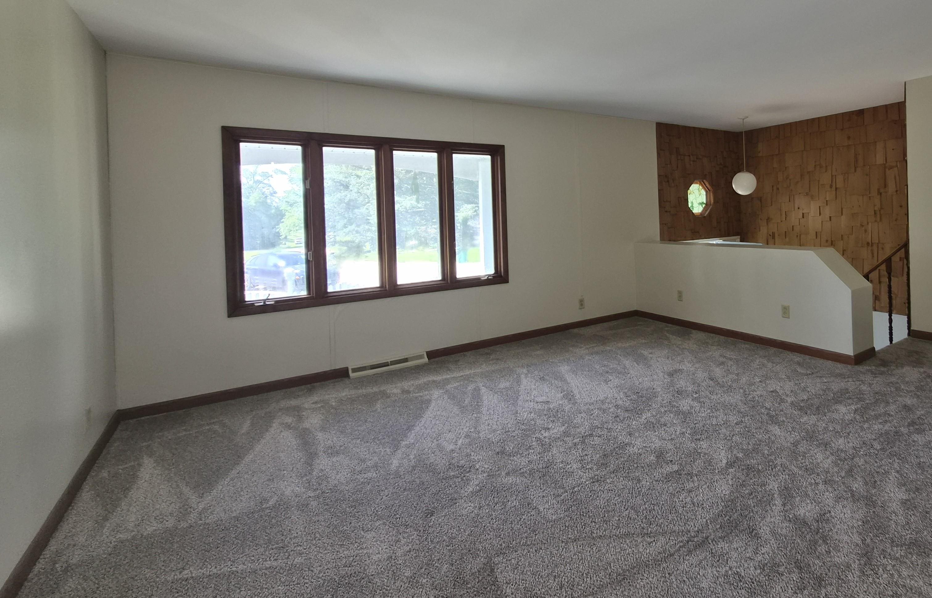 5773 Kirkwood Drive - Photo 4