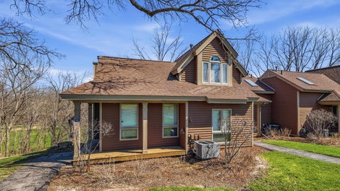 Condo For Sale - 109 Walnut Hill Drive<br/> GALENA, IL 61036