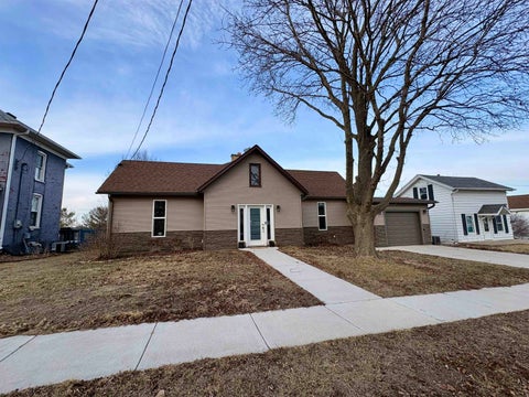 Homes For Sale - 436 Hubbard Street<br/> Stephenson County, WINSLOW, IL 61089