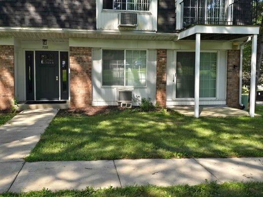 700 KIWANIS DR, FREEPORT, IL 61032 - Image 6c8766dcf98e8acd2eb56ba19547cb8d/1278420702
