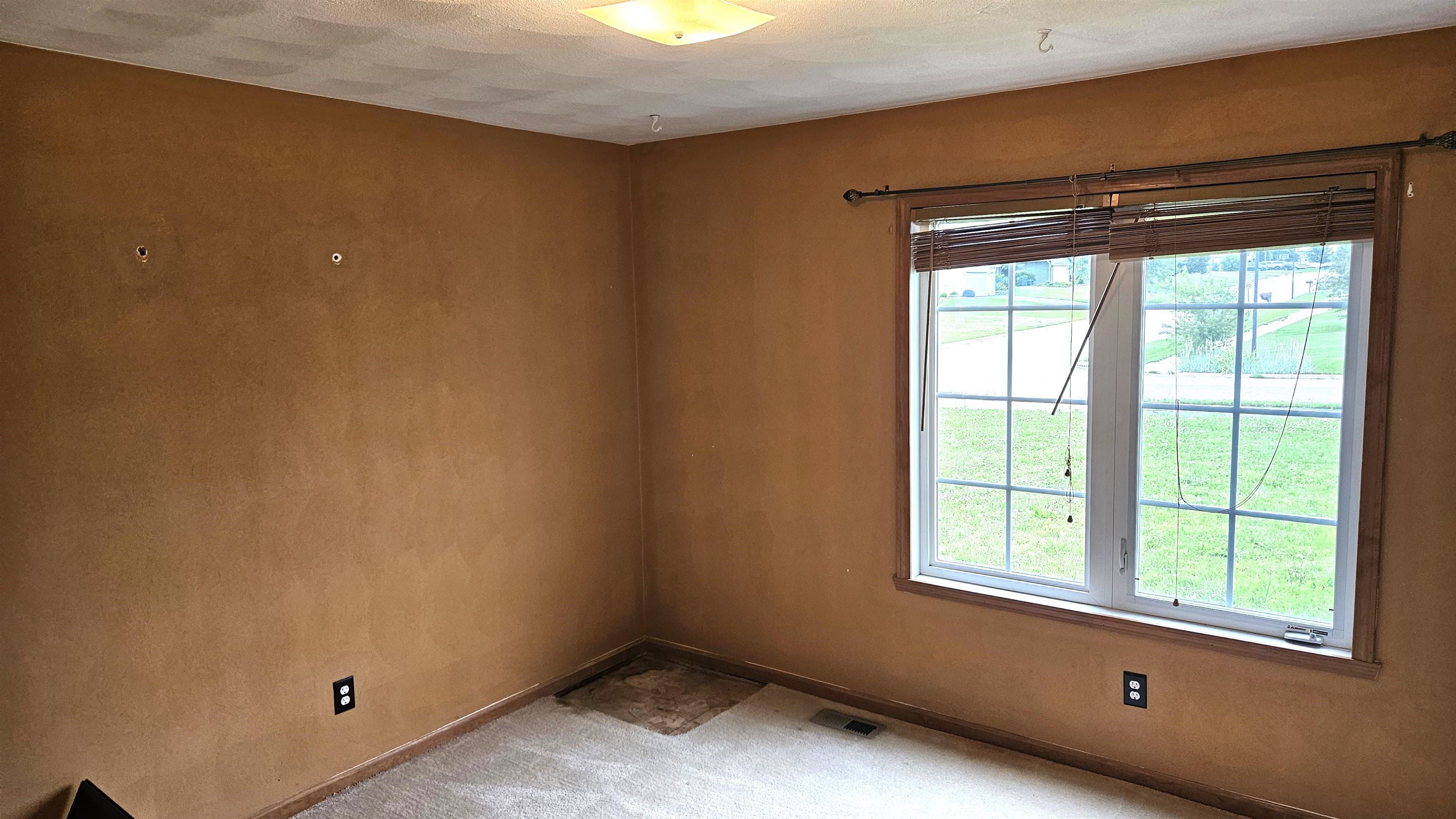 Machesney Park, Illinois 61115, United States, 3 Bedrooms Bedrooms, ,2 BathroomsBathrooms,Residential,Pending,51214