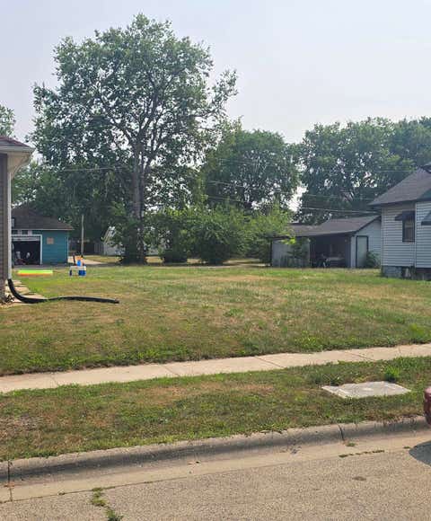 Vacant Land For Sale - 815 22nd Avenue<br/> Winnebago County, ROCKFORD, IL 61104