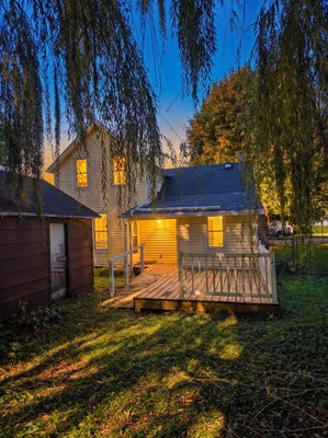 821 E ILLINOIS ST, FREEPORT, IL 61032 - Image 7062d2bf6ff7aa2a5a70c705000fe8fb/1246716031