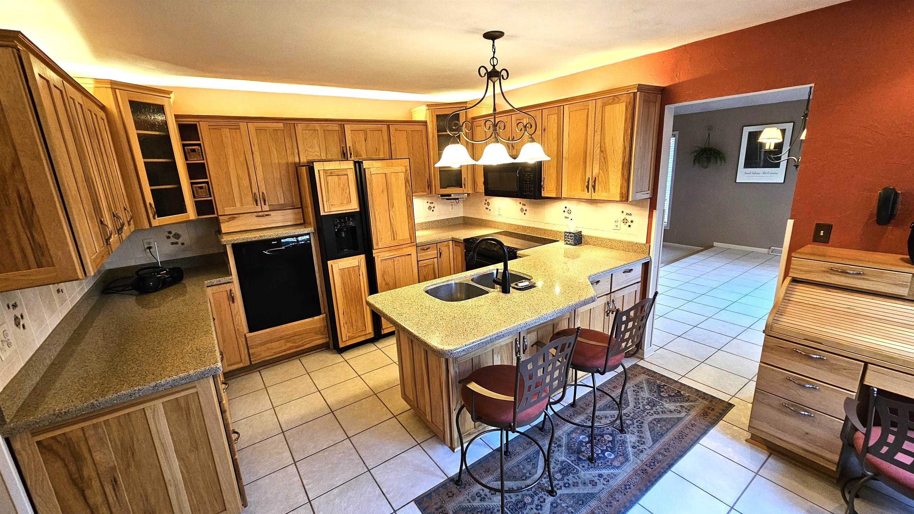 Rockford, Illinois 61109, United States, 3 Bedrooms Bedrooms, ,2 BathroomsBathrooms,Residential,Active,244257