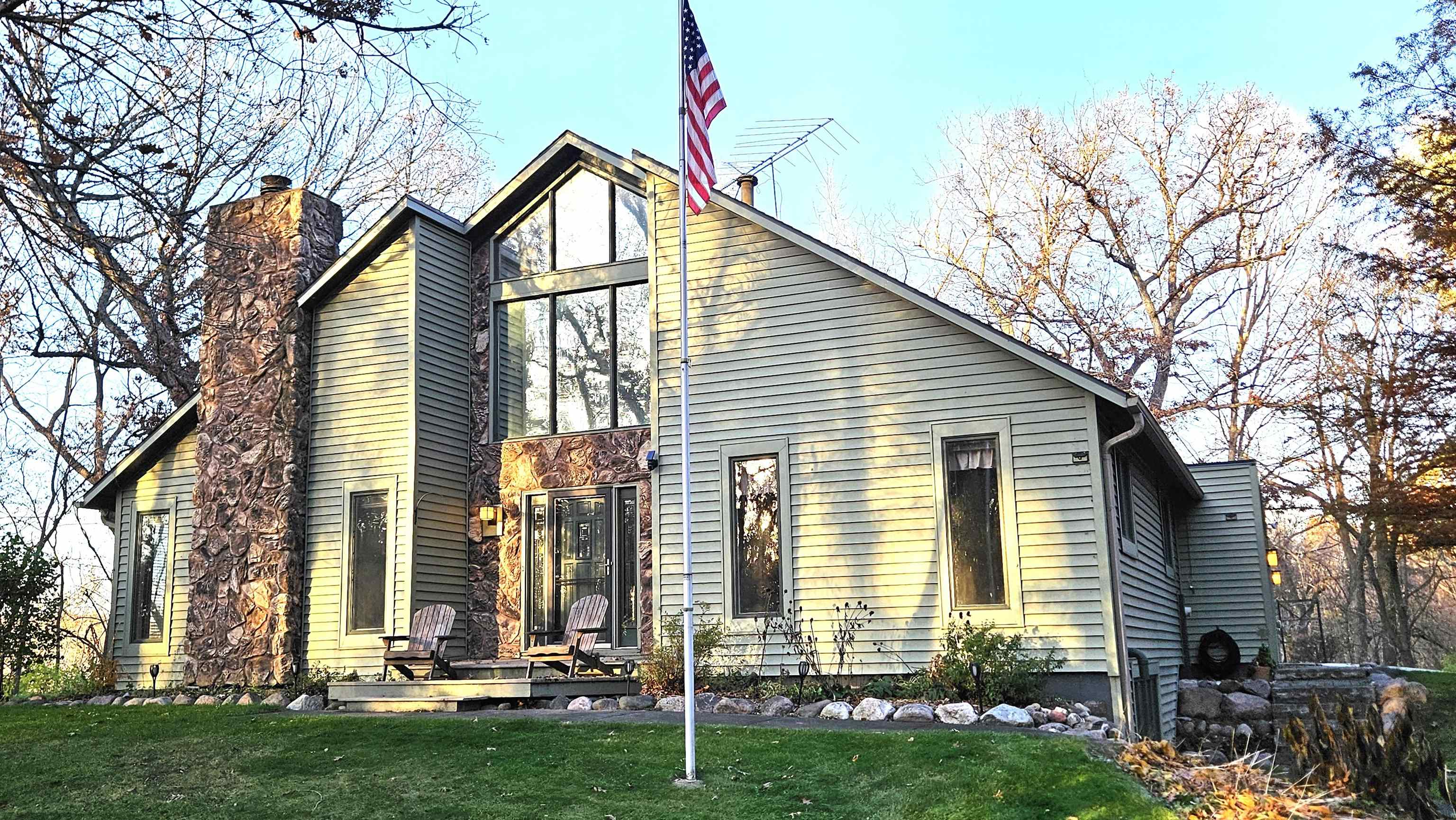 Rockford, Illinois 61109, United States, 3 Bedrooms Bedrooms, ,2 BathroomsBathrooms,Residential,Active,244257