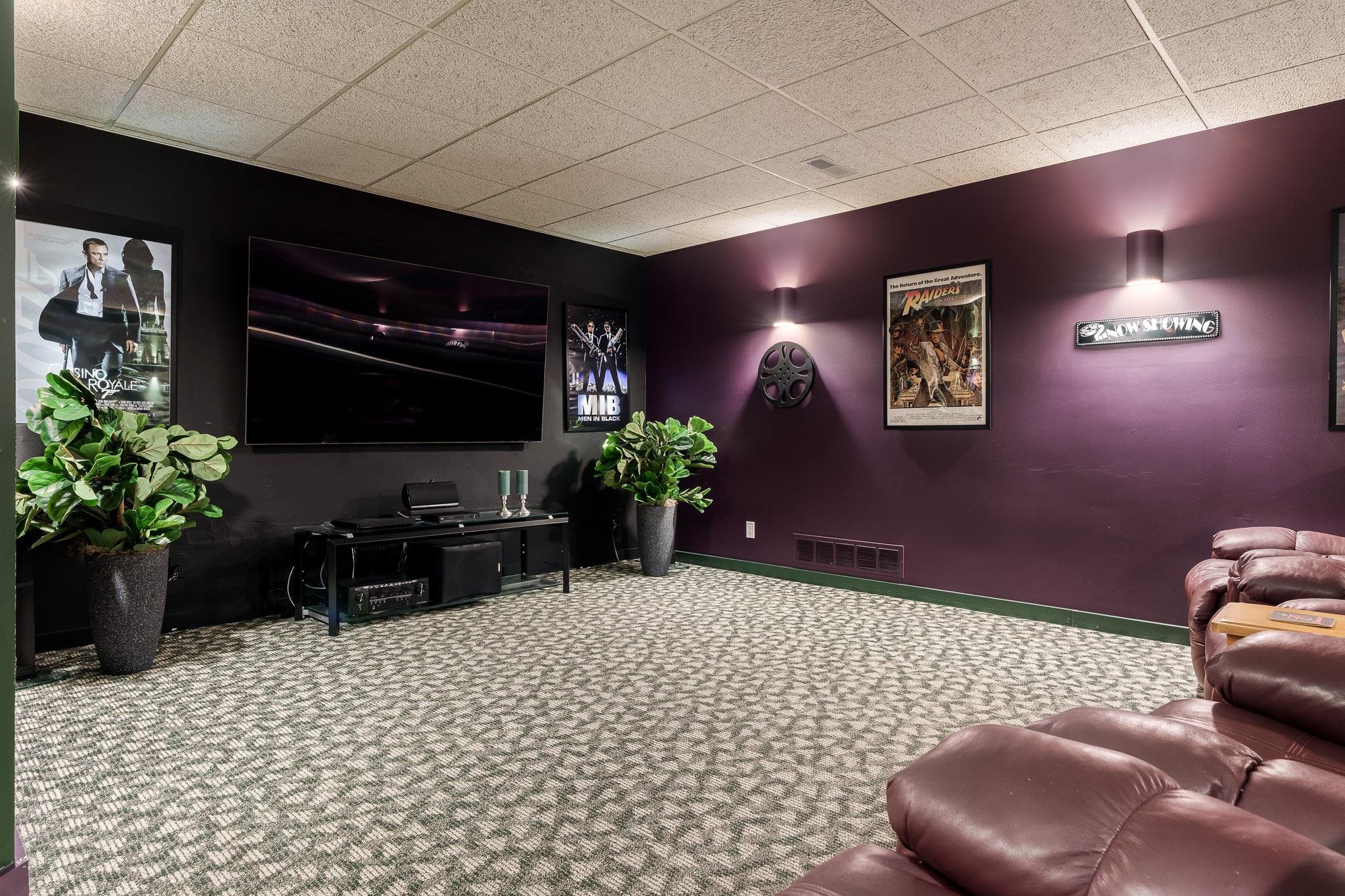 Rockford, Illinois 61108, United States, 3 Bedrooms Bedrooms, ,3 BathroomsBathrooms,Residential,Pending,208375