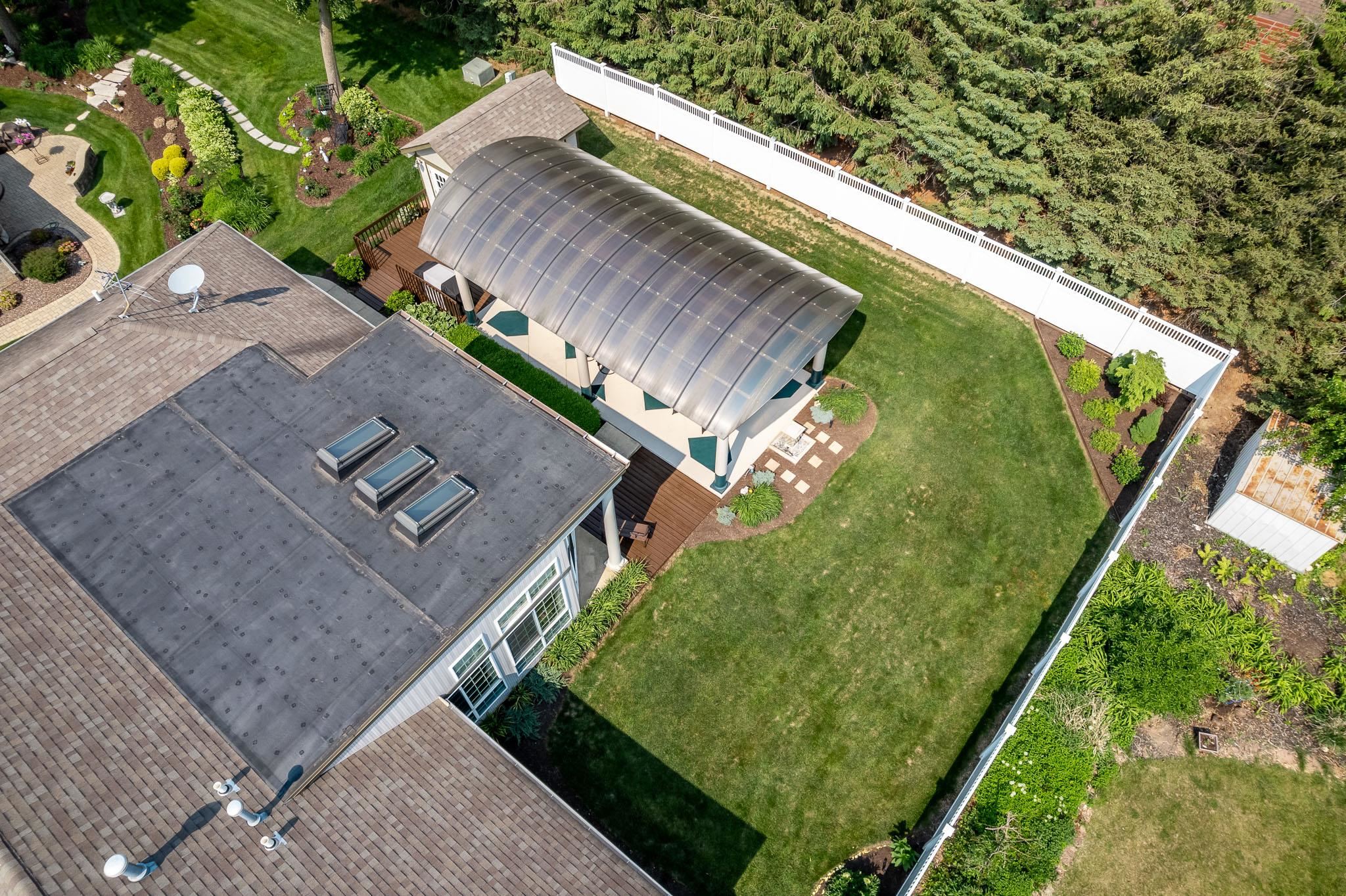 Rockford, Illinois 61108, United States, 3 Bedrooms Bedrooms, ,3 BathroomsBathrooms,Residential,Pending,208375