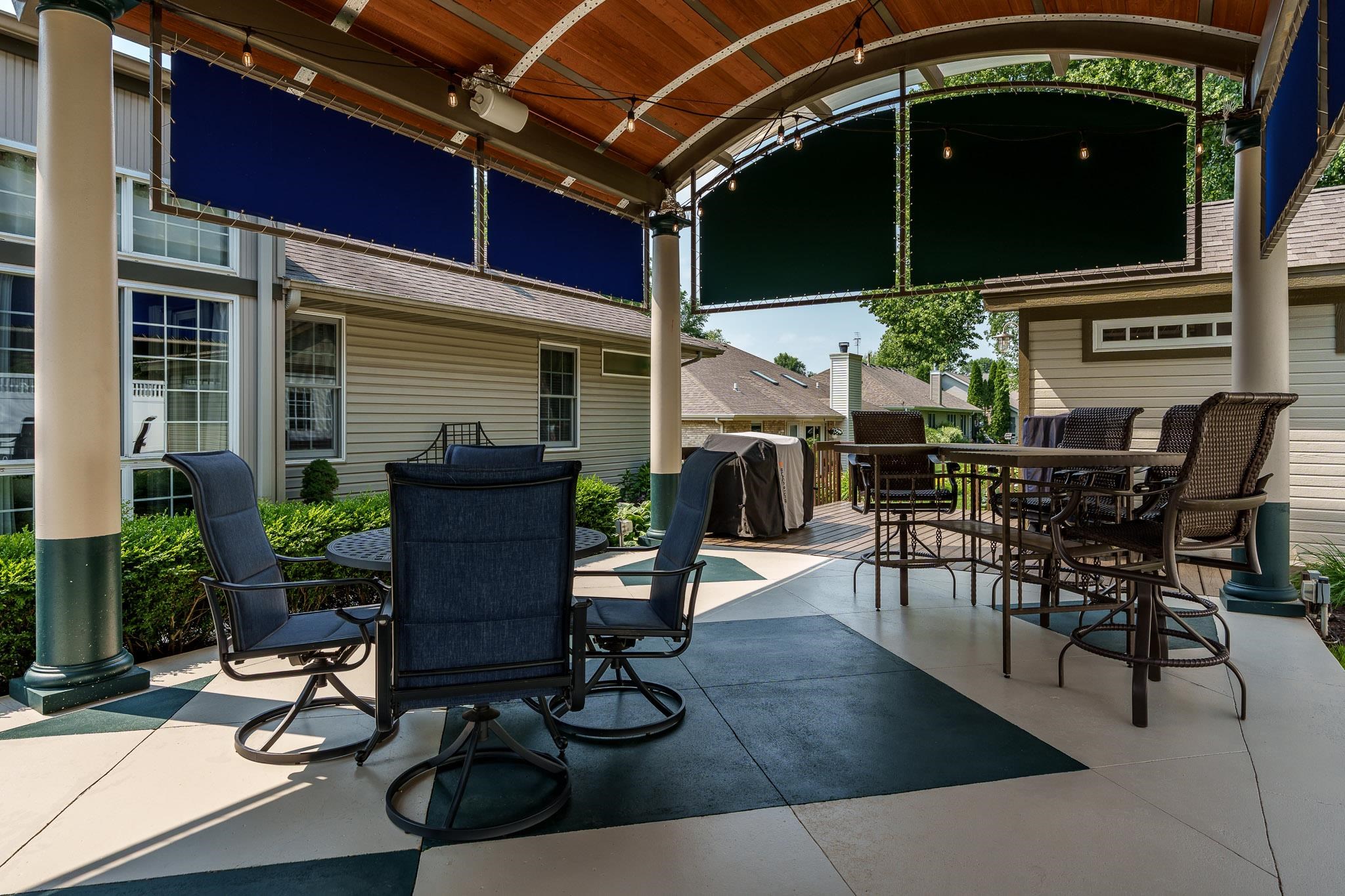 Rockford, Illinois 61108, United States, 3 Bedrooms Bedrooms, ,3 BathroomsBathrooms,Residential,Pending,208375