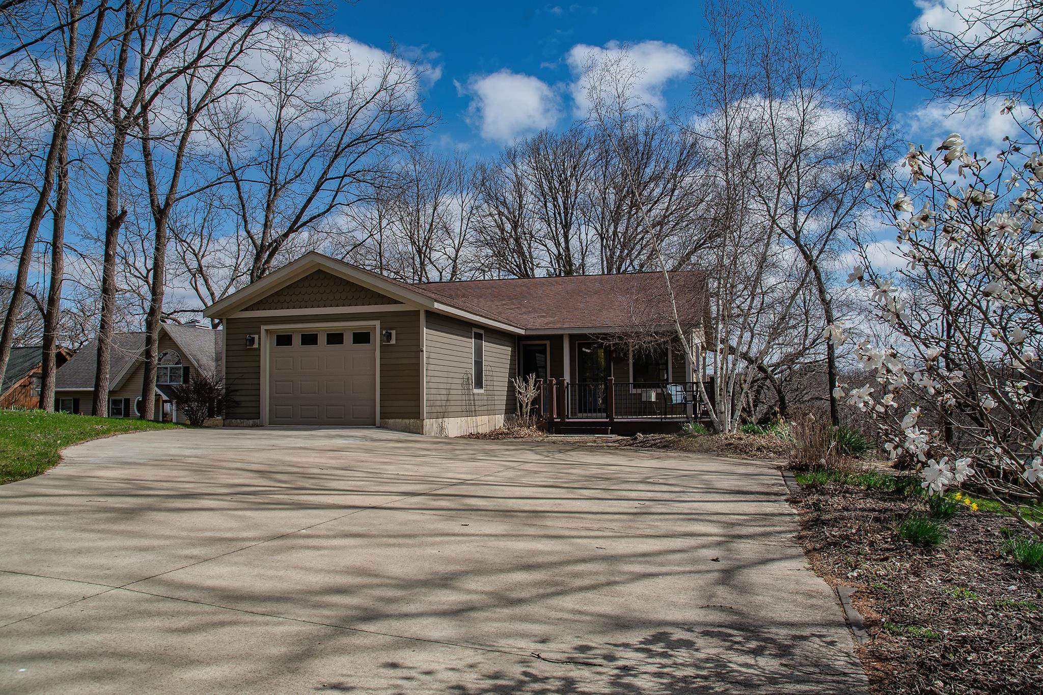 7A252 Tomahawk Lane