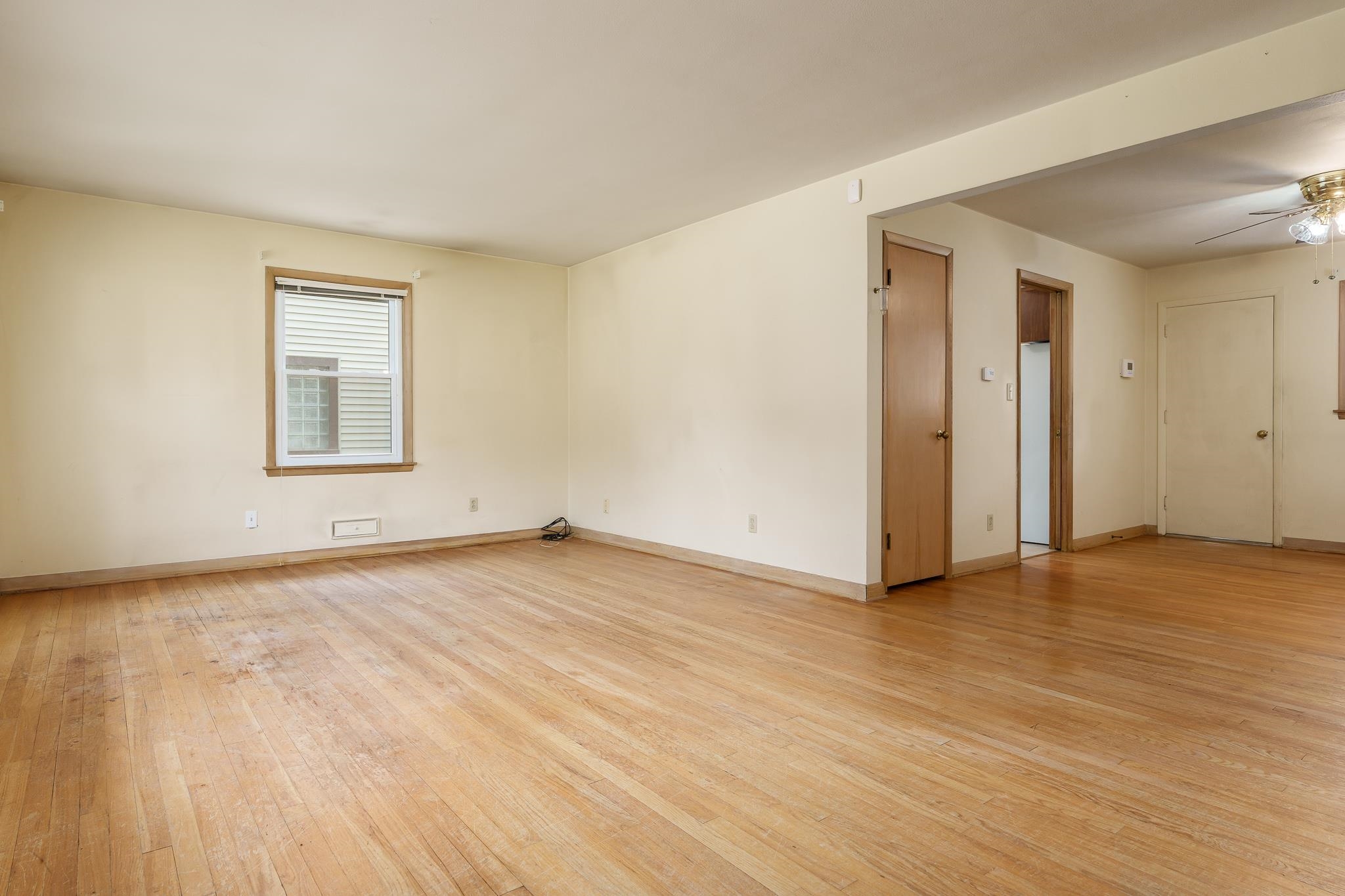 Rockford, Illinois 61107, United States, 2 Bedrooms Bedrooms, ,2 BathroomsBathrooms,Residential,Pending,131715