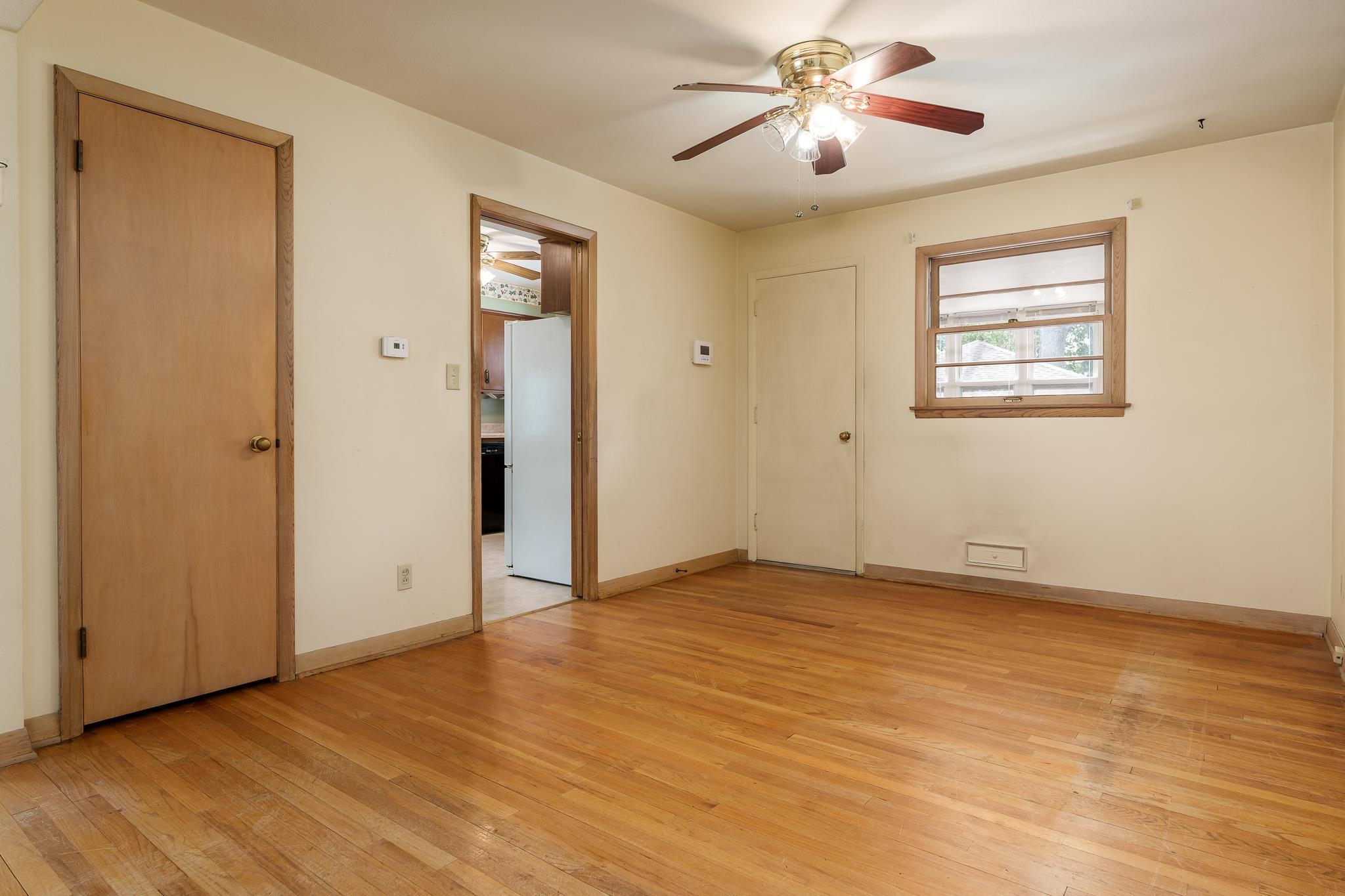 Rockford, Illinois 61107, United States, 2 Bedrooms Bedrooms, ,2 BathroomsBathrooms,Residential,Pending,131715