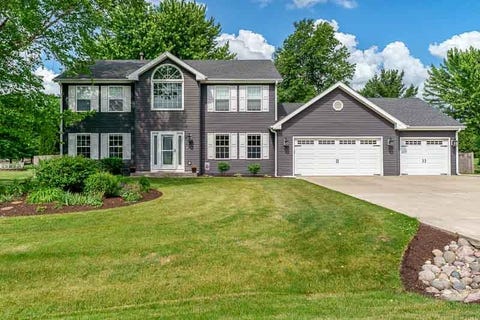 Homes For Sale - 1055 Rockhampton Drive<br/> ROCKFORD, IL 61102