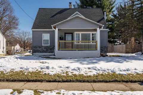 Homes For Sale - 3000 Hanson Street<br/> ROCKFORD, IL 61109