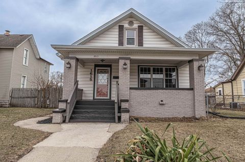 Homes For Sale - 1615 15th Avenue<br/> ROCKFORD, IL 61104