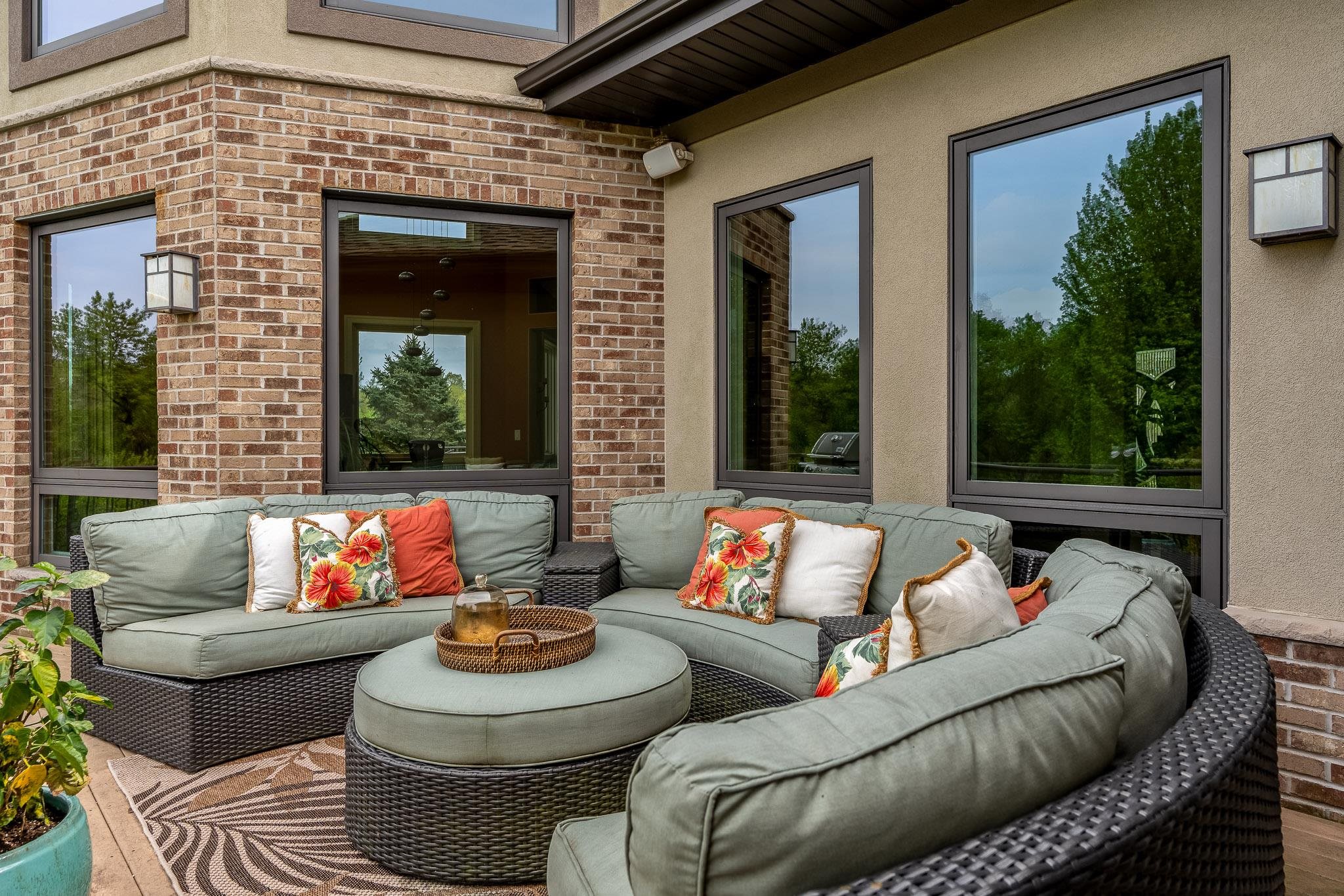 Rockford, Illinois 61114, United States, 5 Bedrooms Bedrooms, ,5 BathroomsBathrooms,Residential,Pending,58716