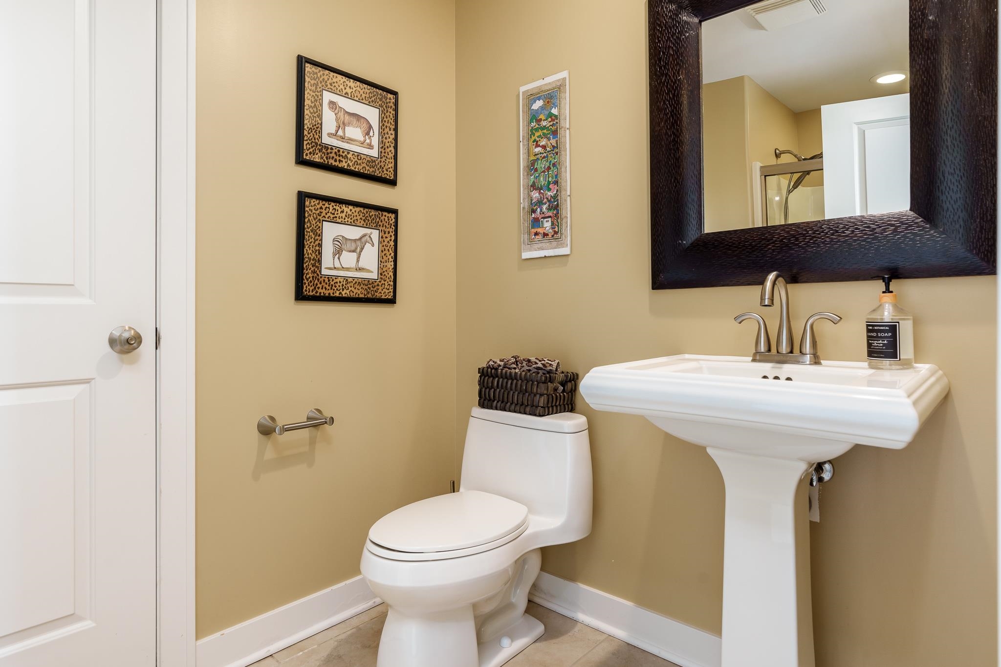 Rockford, Illinois 61114, United States, 5 Bedrooms Bedrooms, ,5 BathroomsBathrooms,Residential,Pending,58716