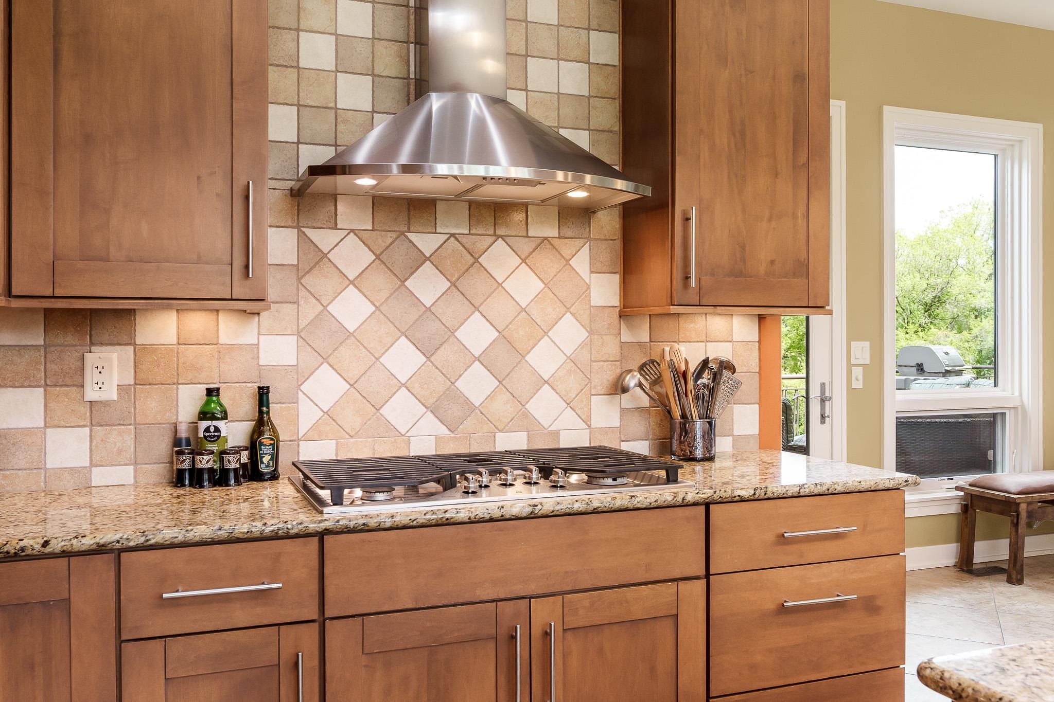 Rockford, Illinois 61114, United States, 5 Bedrooms Bedrooms, ,5 BathroomsBathrooms,Residential,Pending,58716