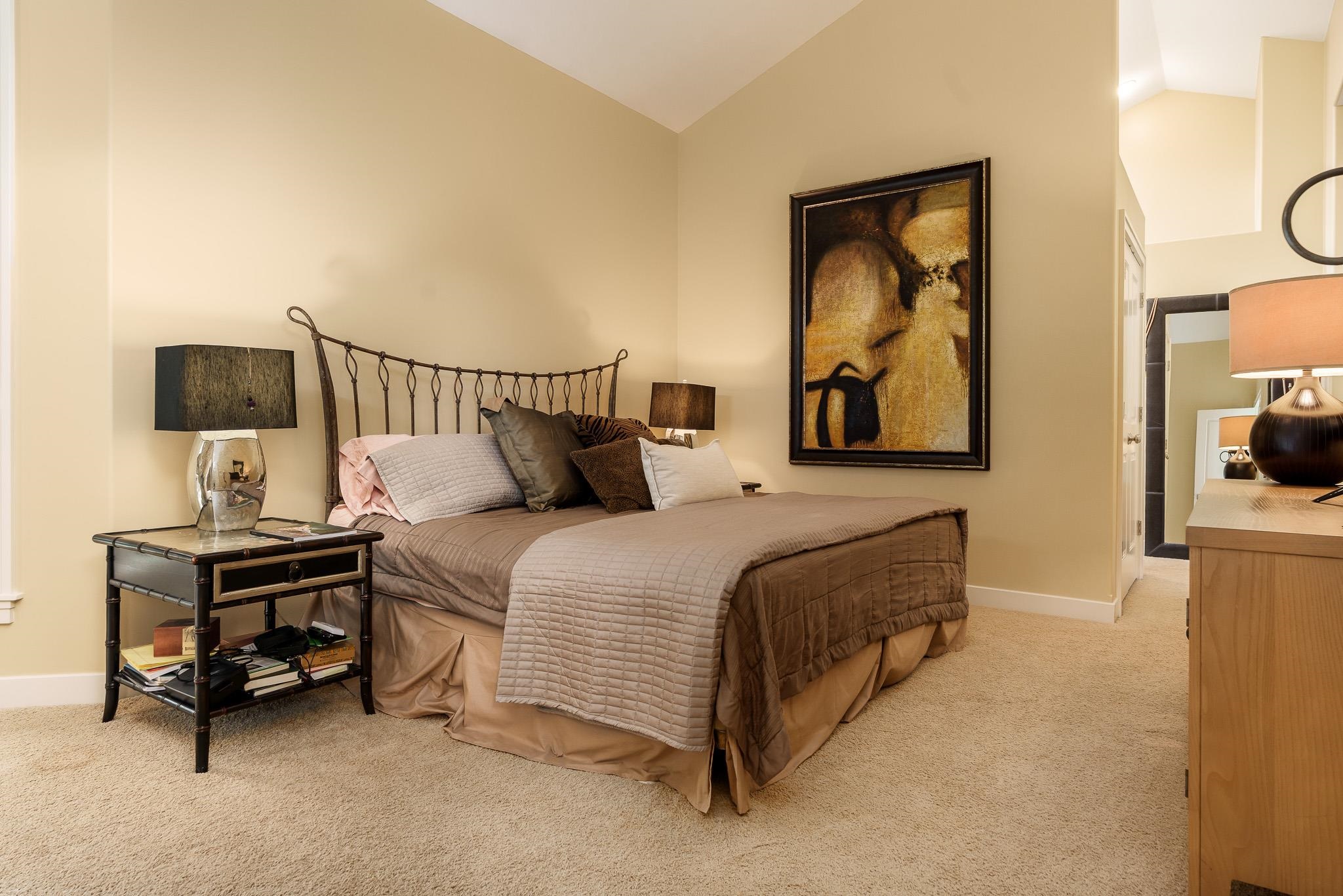 Rockford, Illinois 61114, United States, 5 Bedrooms Bedrooms, ,5 BathroomsBathrooms,Residential,Pending,58716