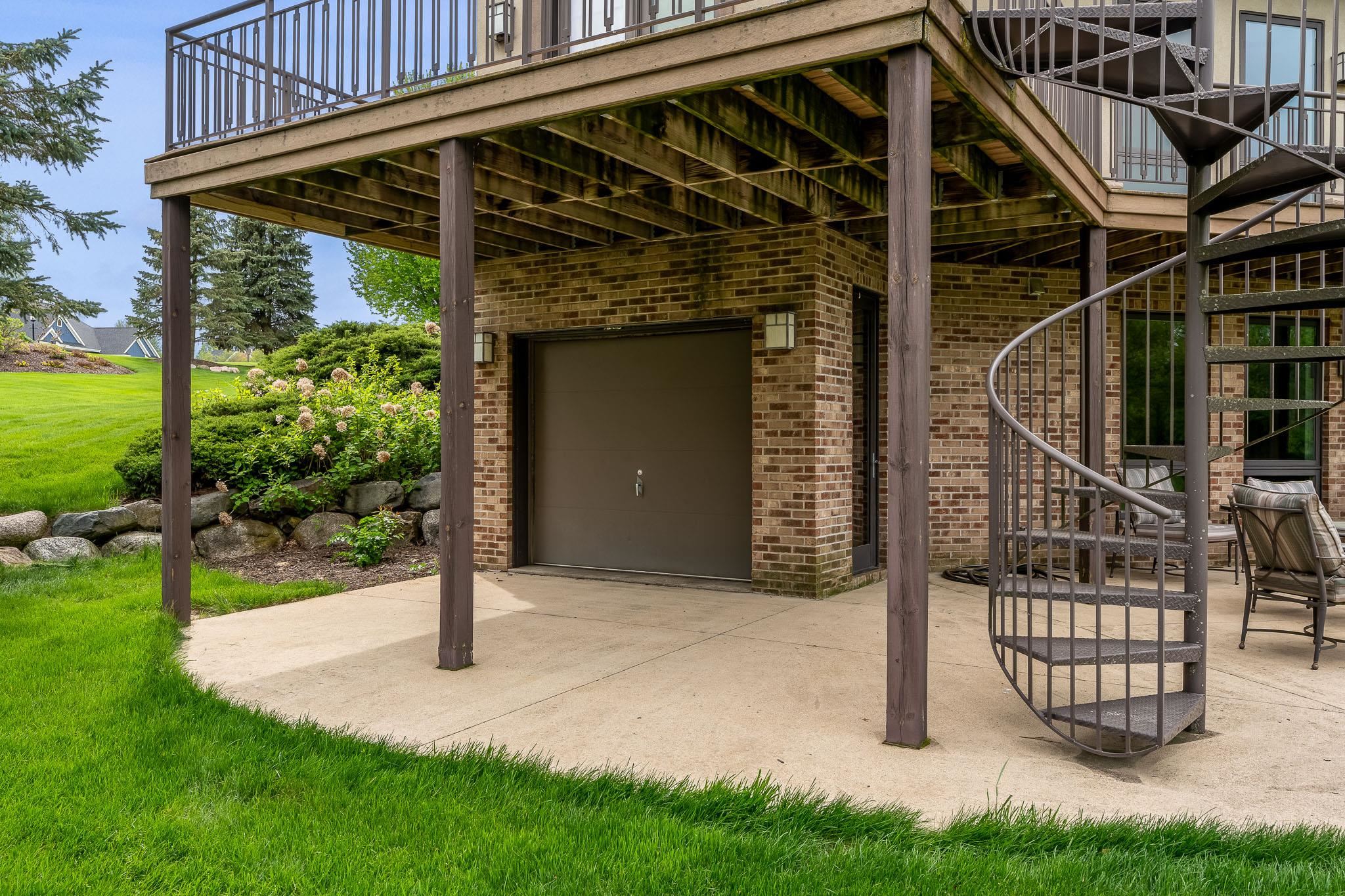 Rockford, Illinois 61114, United States, 5 Bedrooms Bedrooms, ,5 BathroomsBathrooms,Residential,Pending,58716