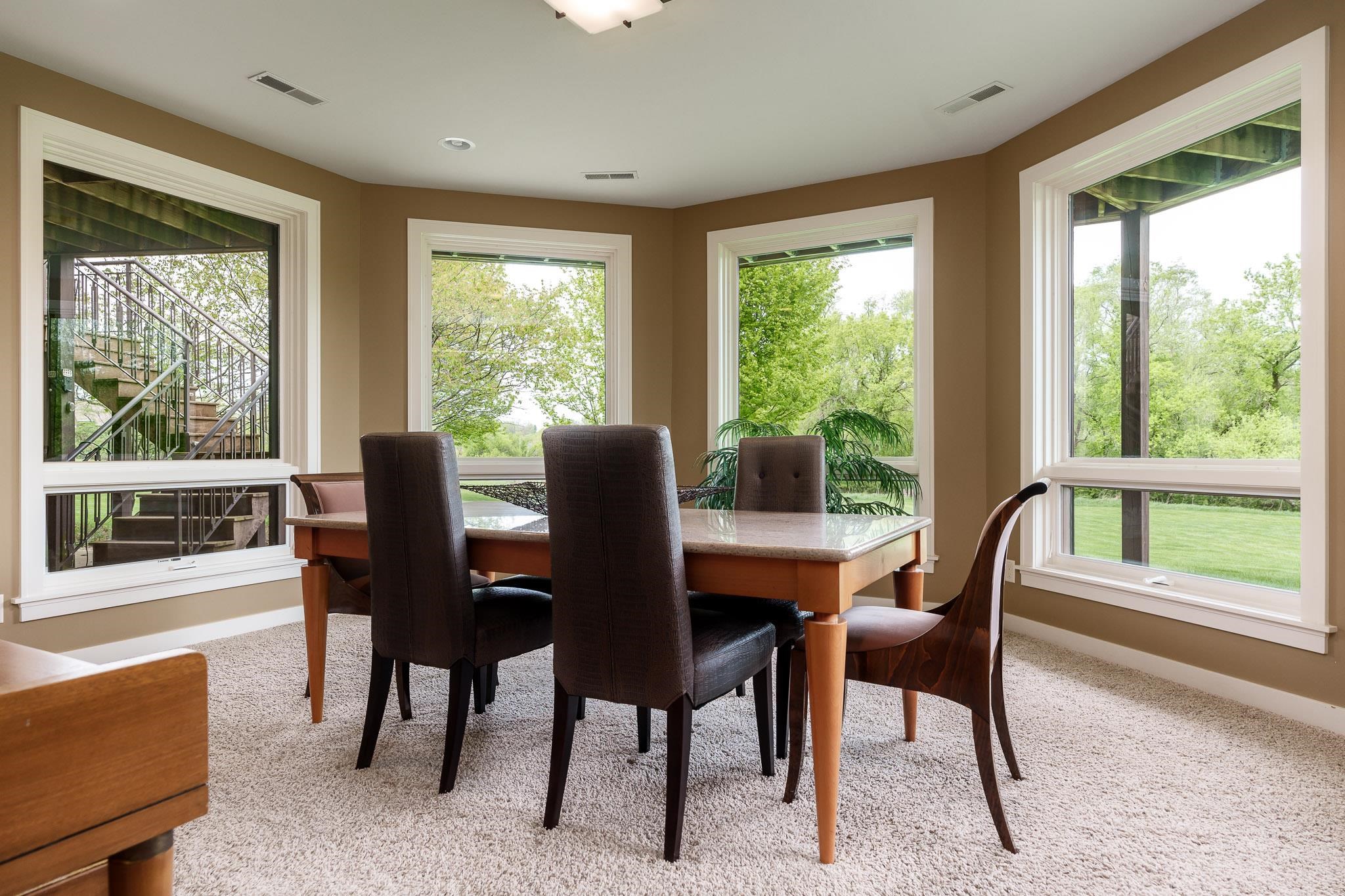 Rockford, Illinois 61114, United States, 5 Bedrooms Bedrooms, ,5 BathroomsBathrooms,Residential,Pending,58716