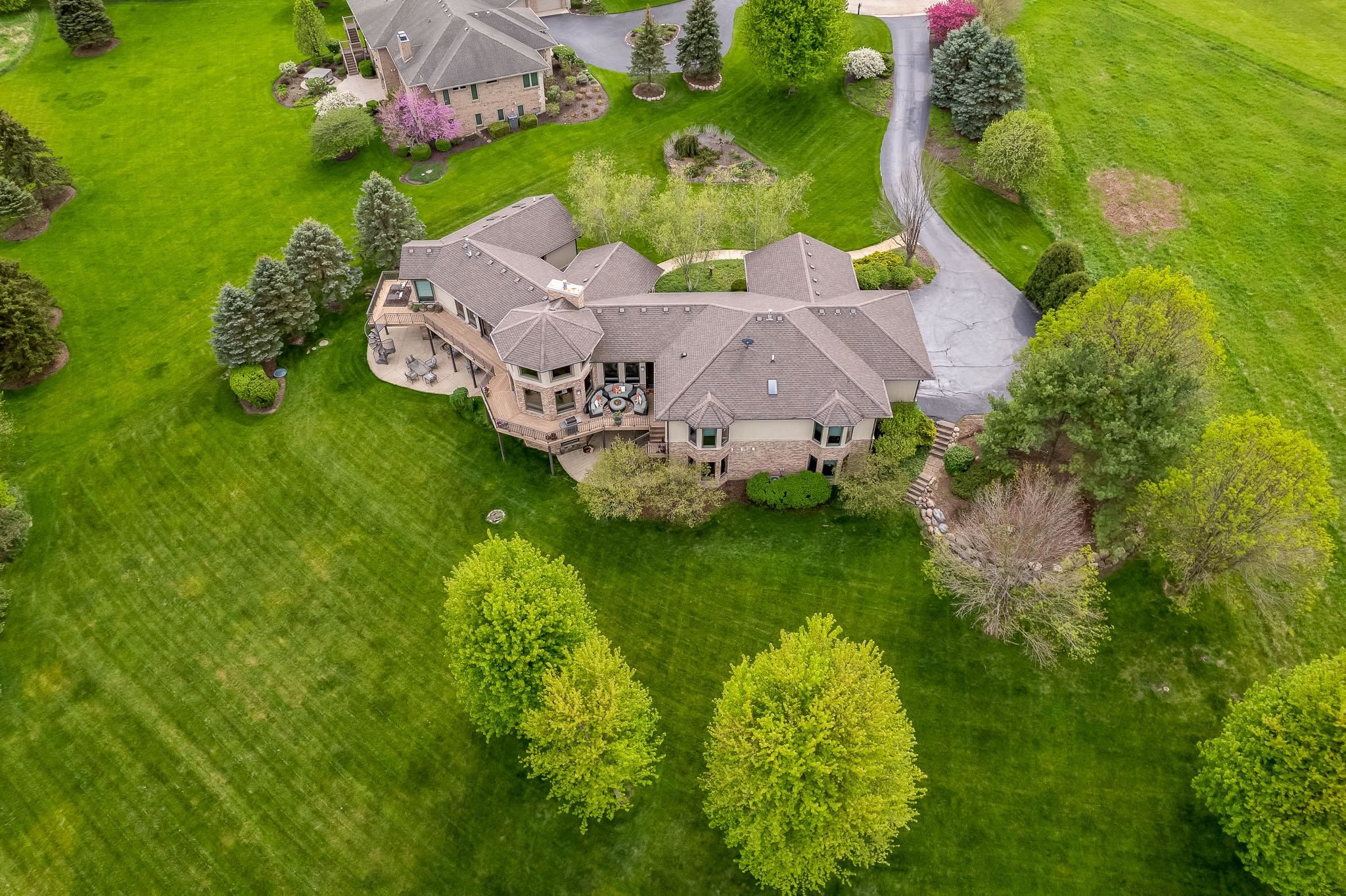 Rockford, Illinois 61114, United States, 5 Bedrooms Bedrooms, ,5 BathroomsBathrooms,Residential,Pending,58716