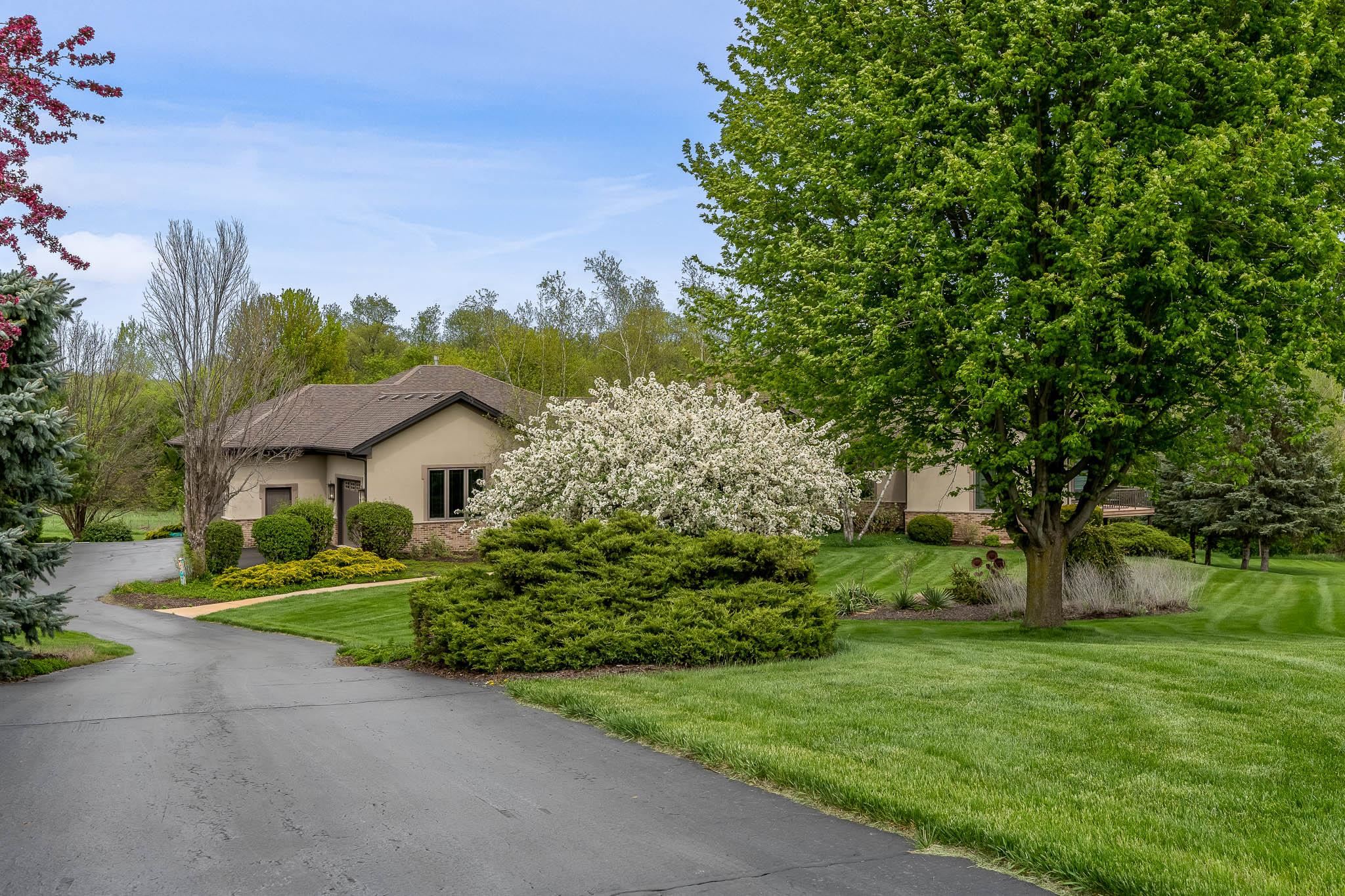 Rockford, Illinois 61114, United States, 5 Bedrooms Bedrooms, ,5 BathroomsBathrooms,Residential,Pending,58716