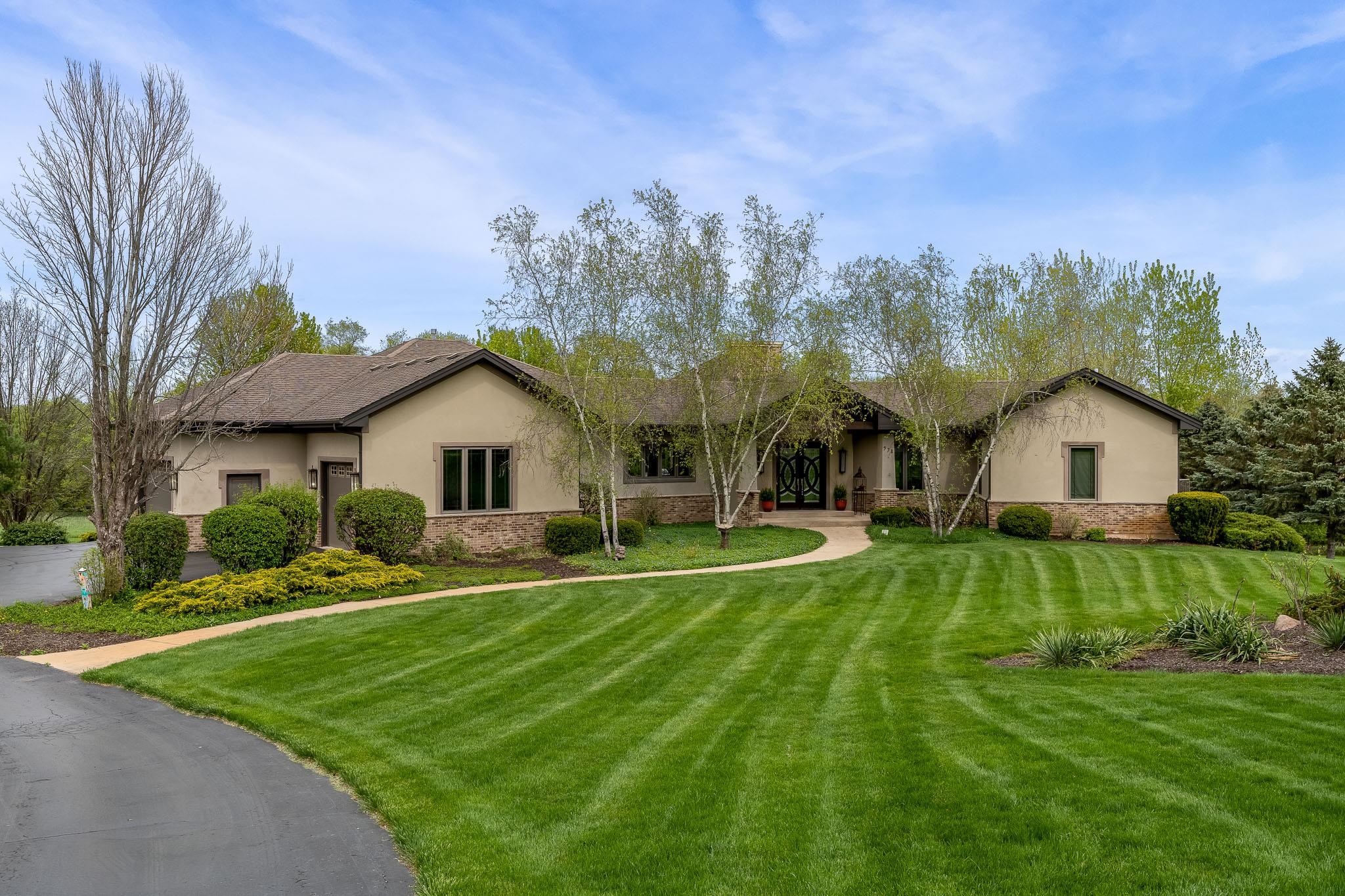 Rockford, Illinois 61114, United States, 5 Bedrooms Bedrooms, ,5 BathroomsBathrooms,Residential,Pending,58716