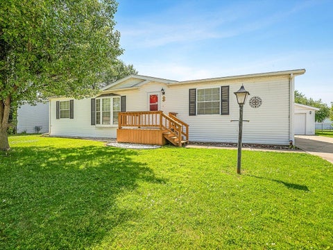 Mobile Home For Sale - 5409 Ebonywood Lane<br/> ROSCOE, IL 61073