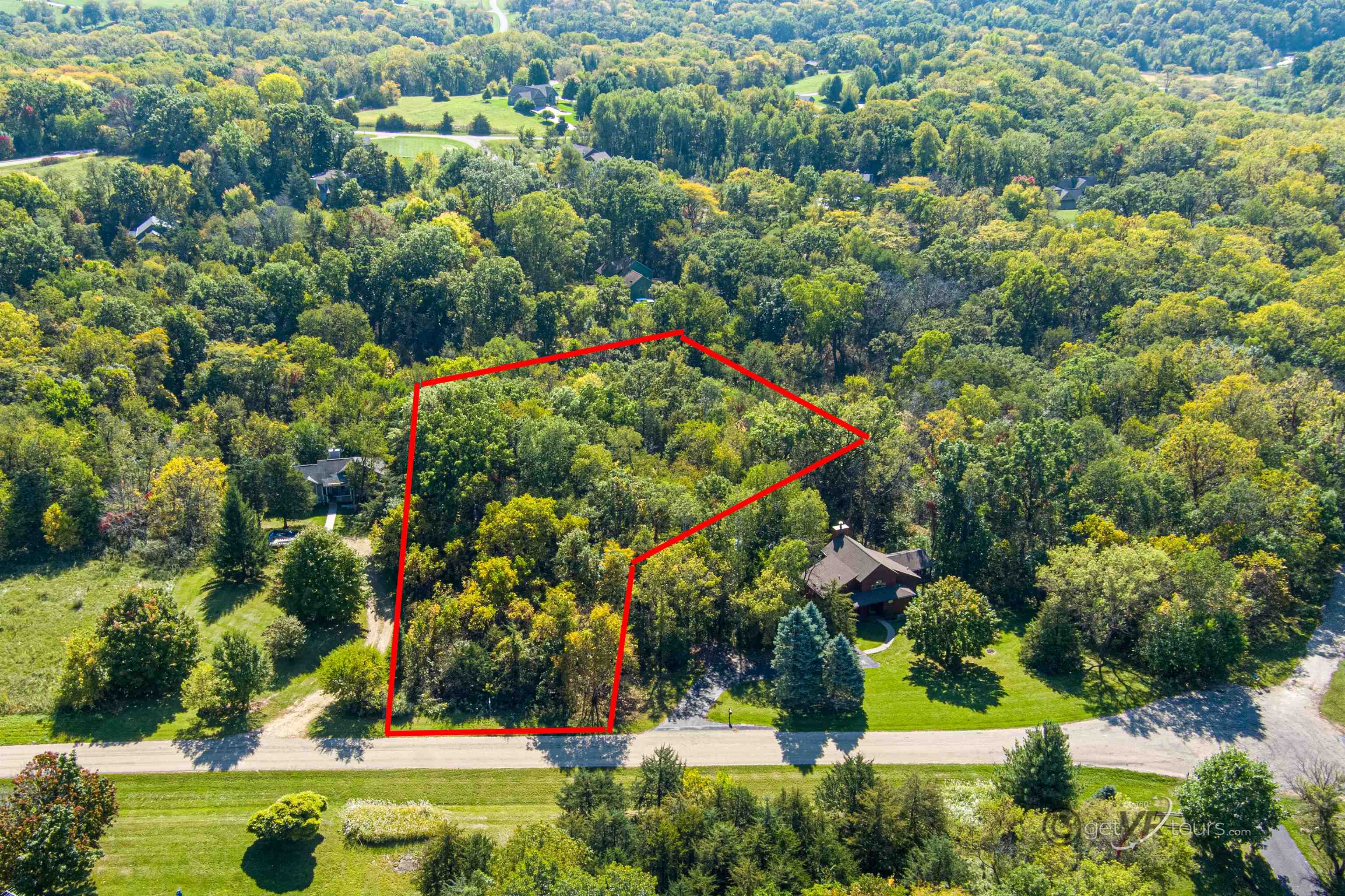 Photo 1 of 23 — 16 Bayberry Drive, GALENA, IL 61036