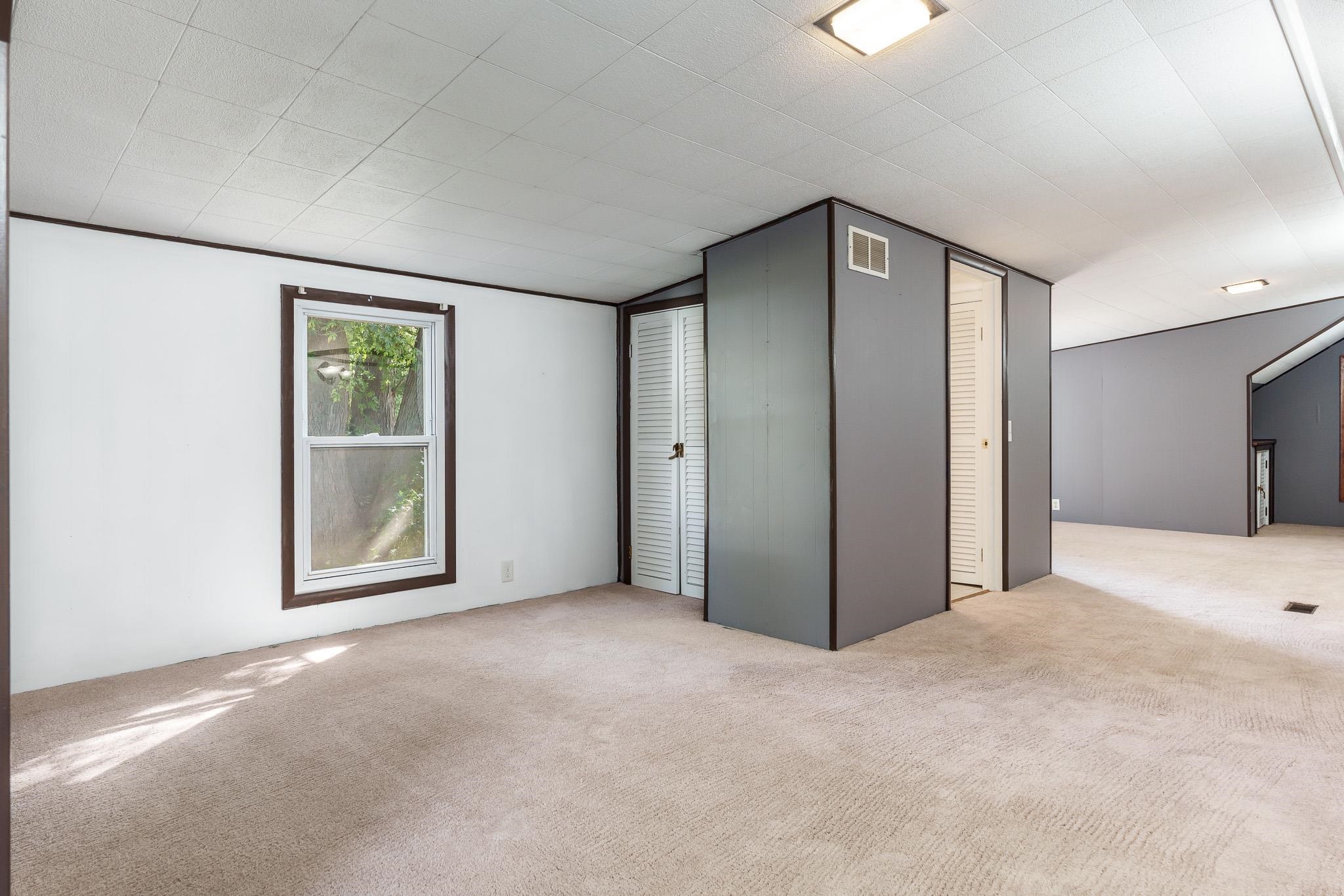 Loves Park, Illinois 61111, United States, 3 Bedrooms Bedrooms, ,2 BathroomsBathrooms,Residential,Pending,41358