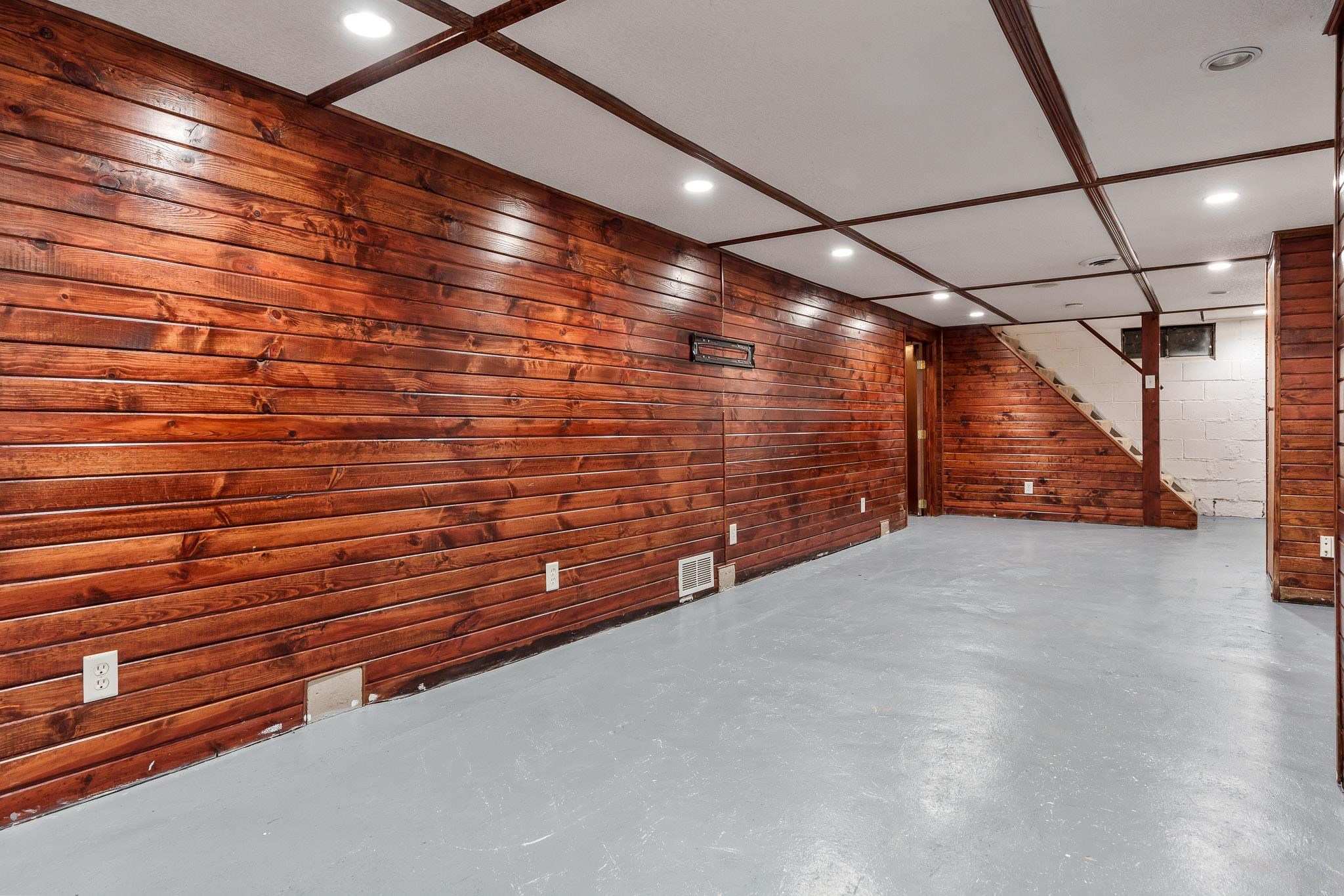 Loves Park, Illinois 61111, United States, 3 Bedrooms Bedrooms, ,2 BathroomsBathrooms,Residential,Pending,41358