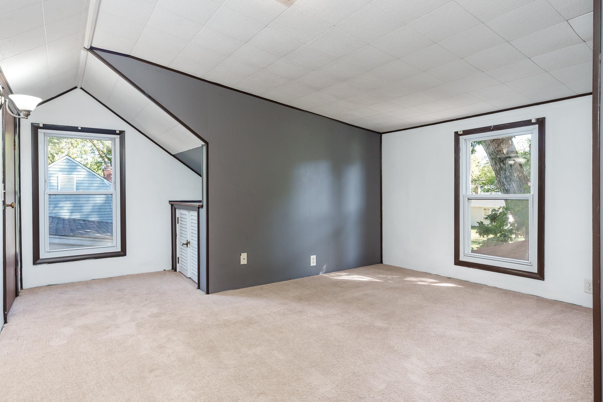 Loves Park, Illinois 61111, United States, 3 Bedrooms Bedrooms, ,2 BathroomsBathrooms,Residential,Pending,41358