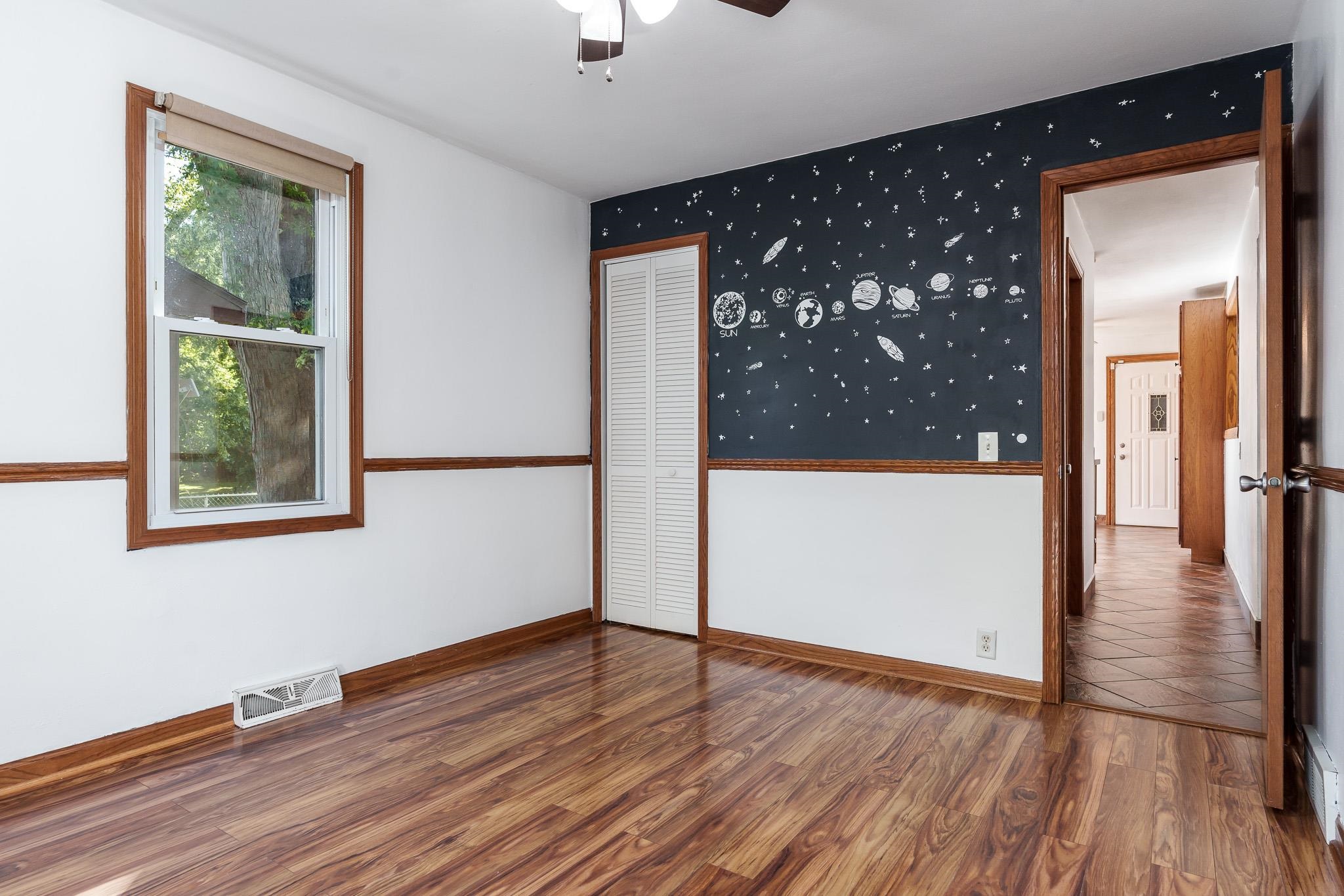 Loves Park, Illinois 61111, United States, 3 Bedrooms Bedrooms, ,2 BathroomsBathrooms,Residential,Pending,41358