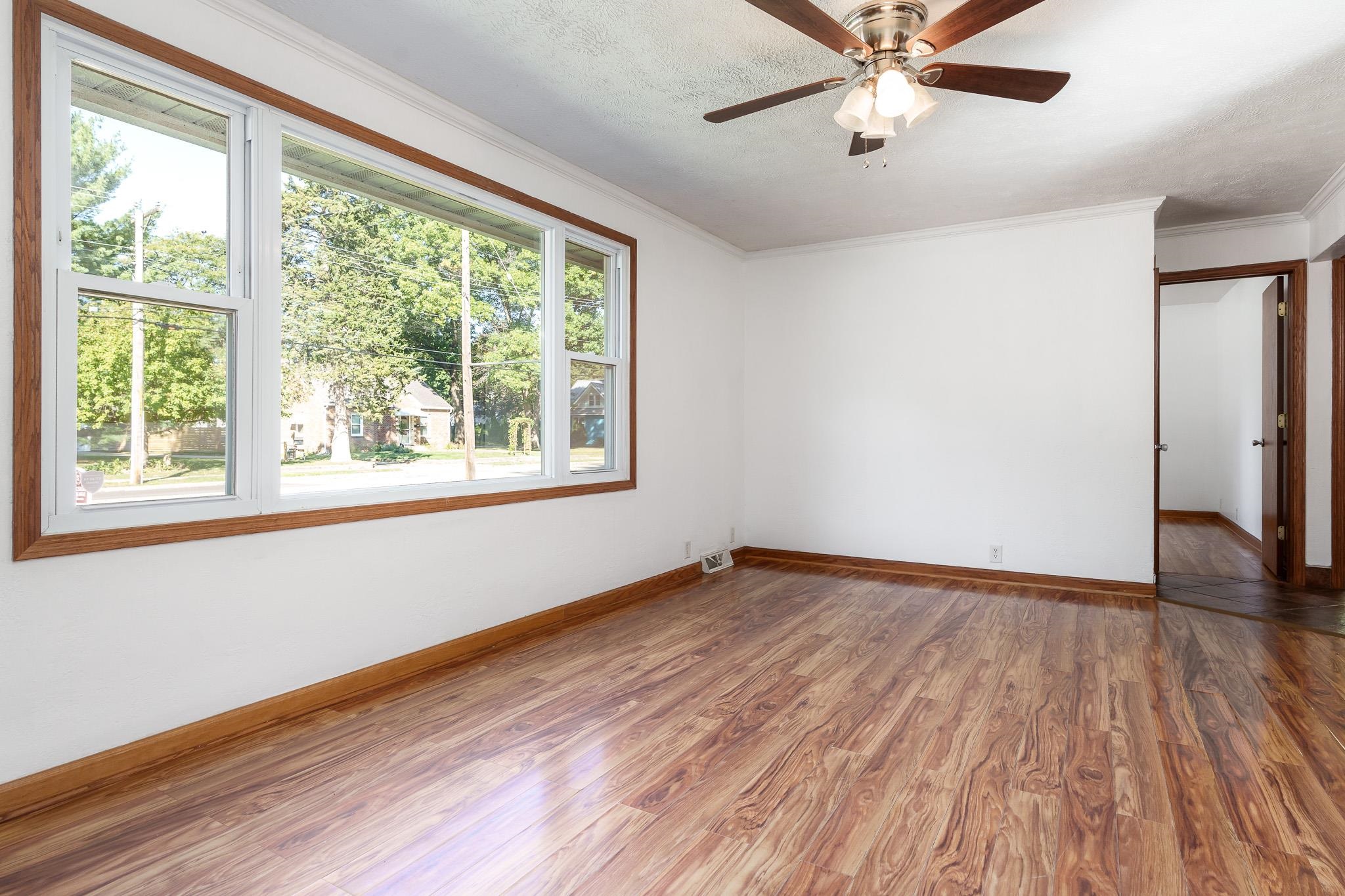 Loves Park, Illinois 61111, United States, 3 Bedrooms Bedrooms, ,2 BathroomsBathrooms,Residential,Pending,41358