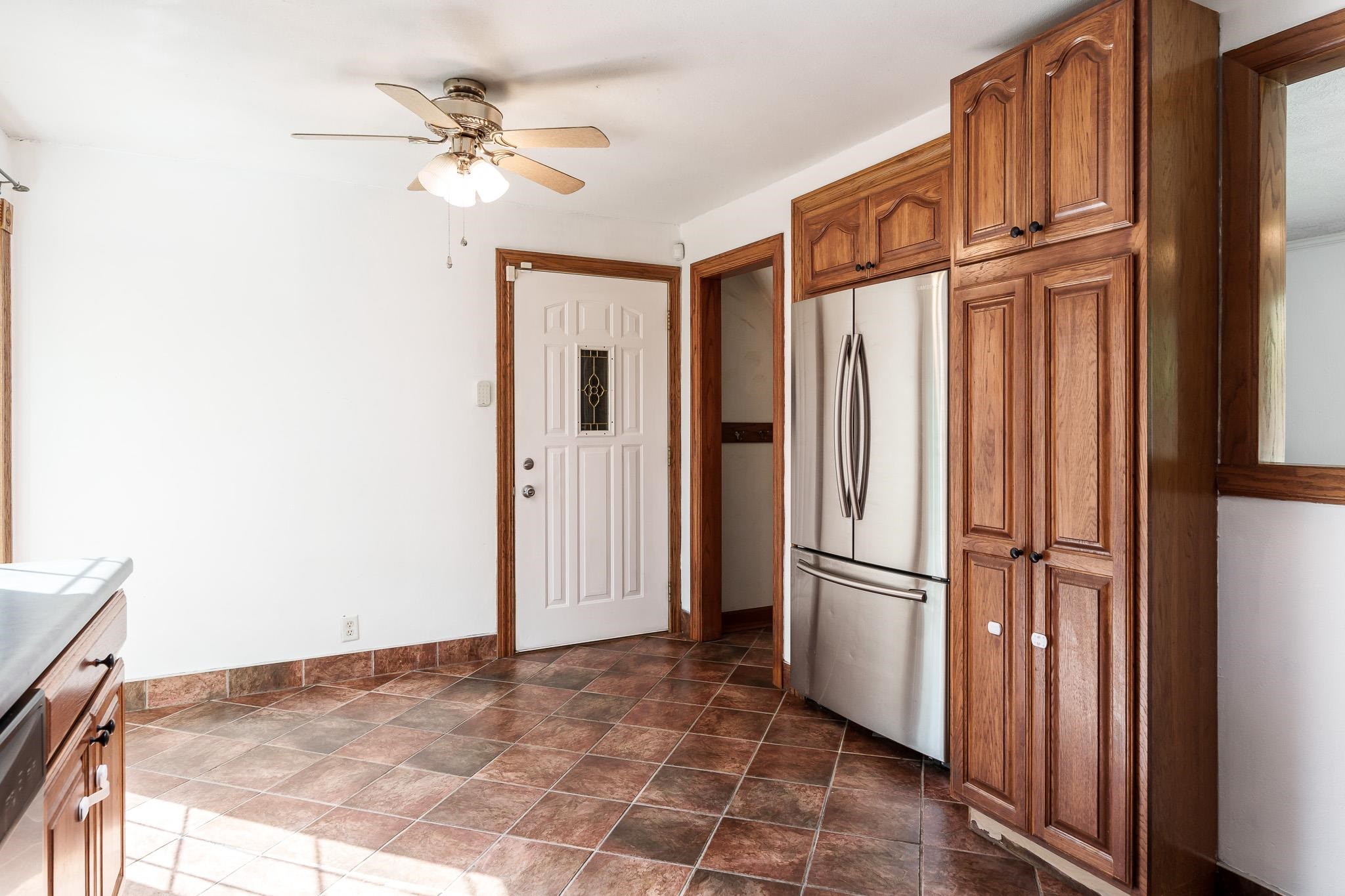 Loves Park, Illinois 61111, United States, 3 Bedrooms Bedrooms, ,2 BathroomsBathrooms,Residential,Pending,41358