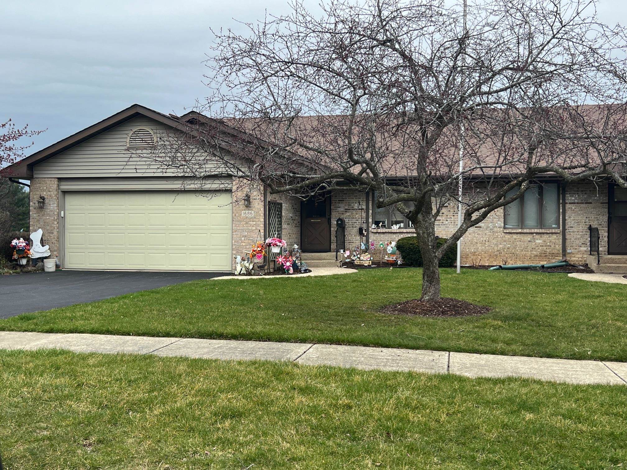 Rockford, Illinois 61108, United States, 3 Bedrooms Bedrooms, ,3 BathroomsBathrooms,Residential,Pending,61294