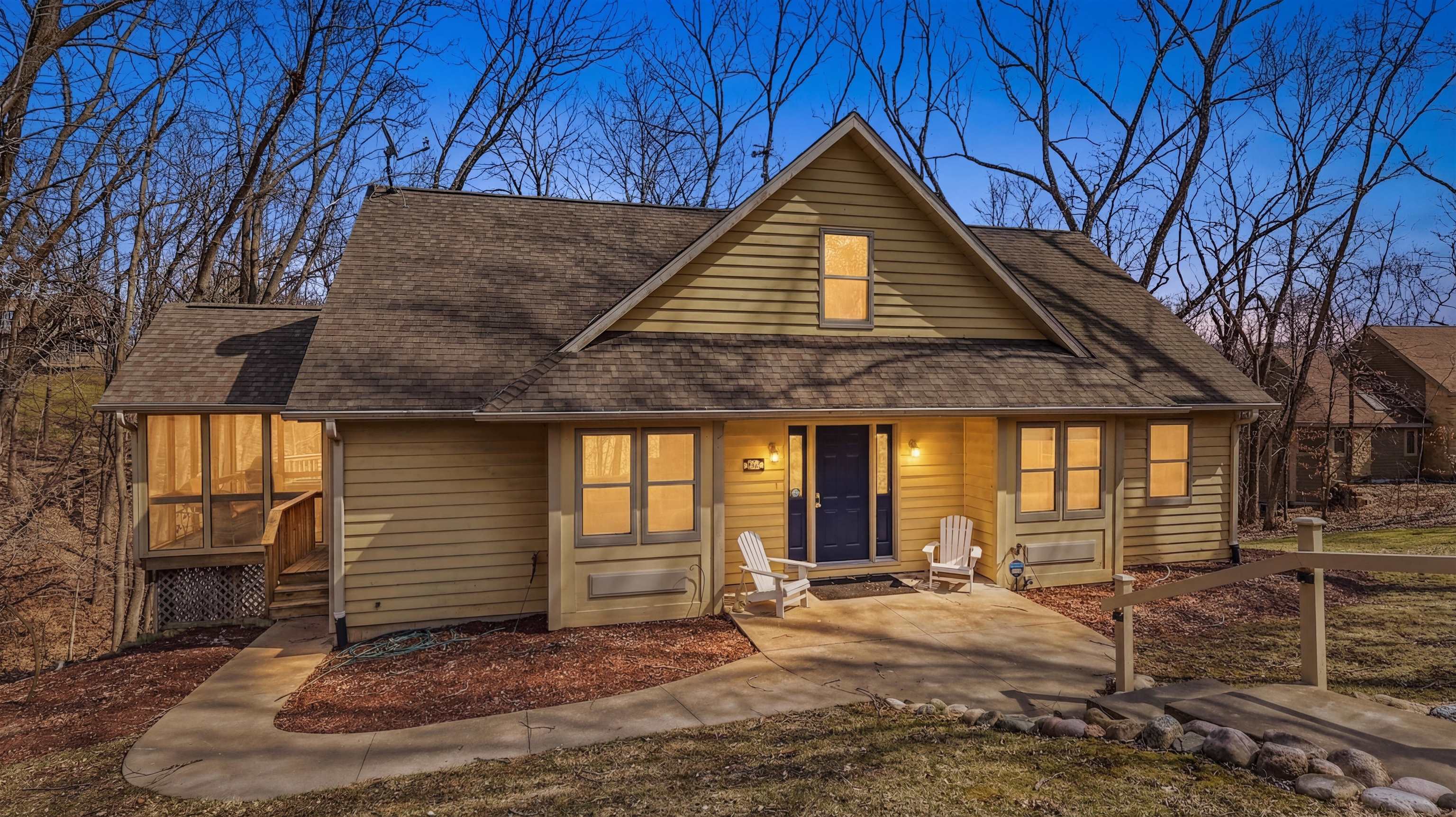 42 Shorewood Drive