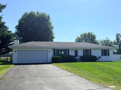 Homes For Sale - 729 Ellis Court<br/> Winnebago County, ROCKTON, IL 61072