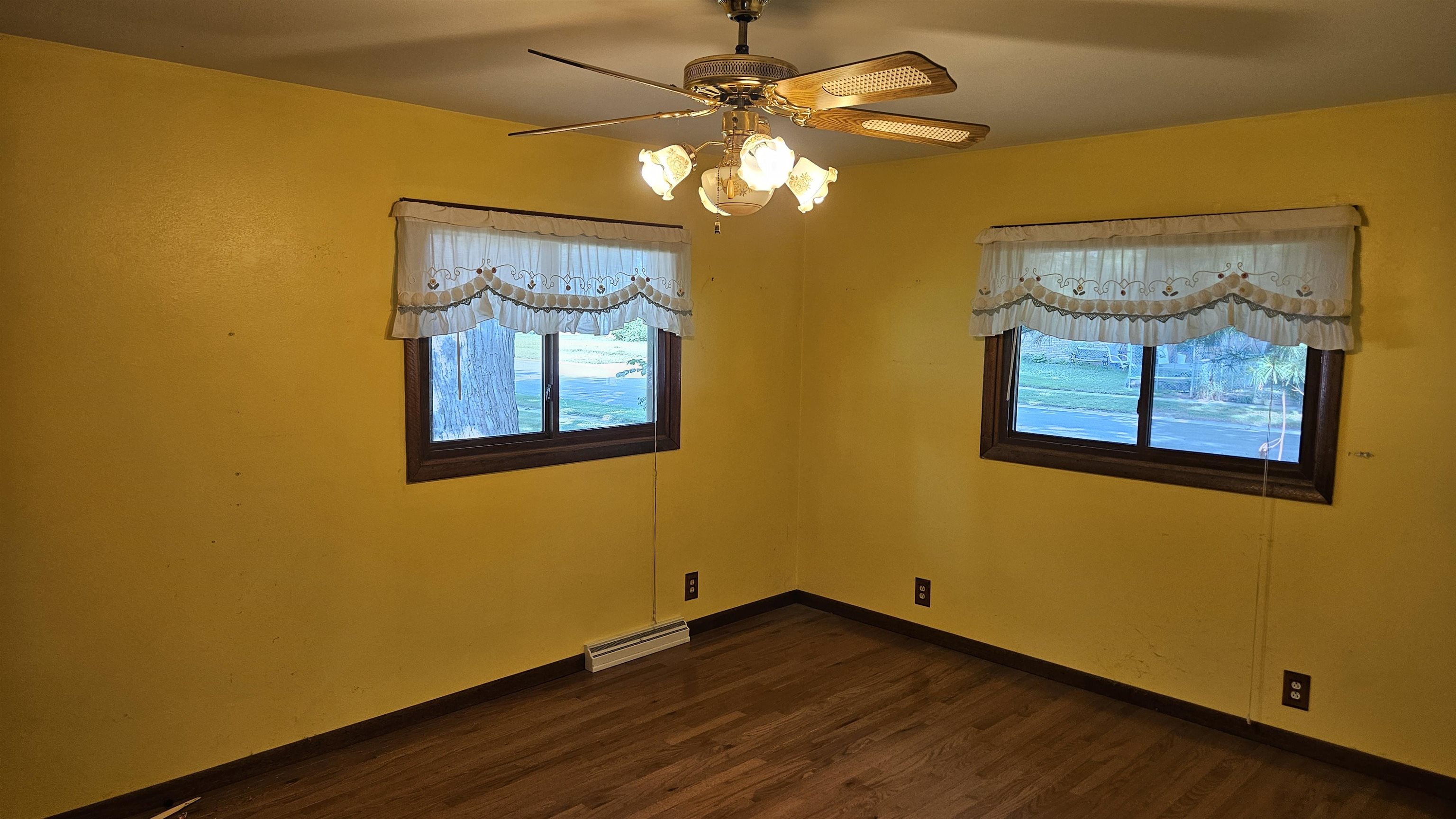 Belvidere, Illinois 61008, United States, 4 Bedrooms Bedrooms, ,2 BathroomsBathrooms,Residential,Active,164413