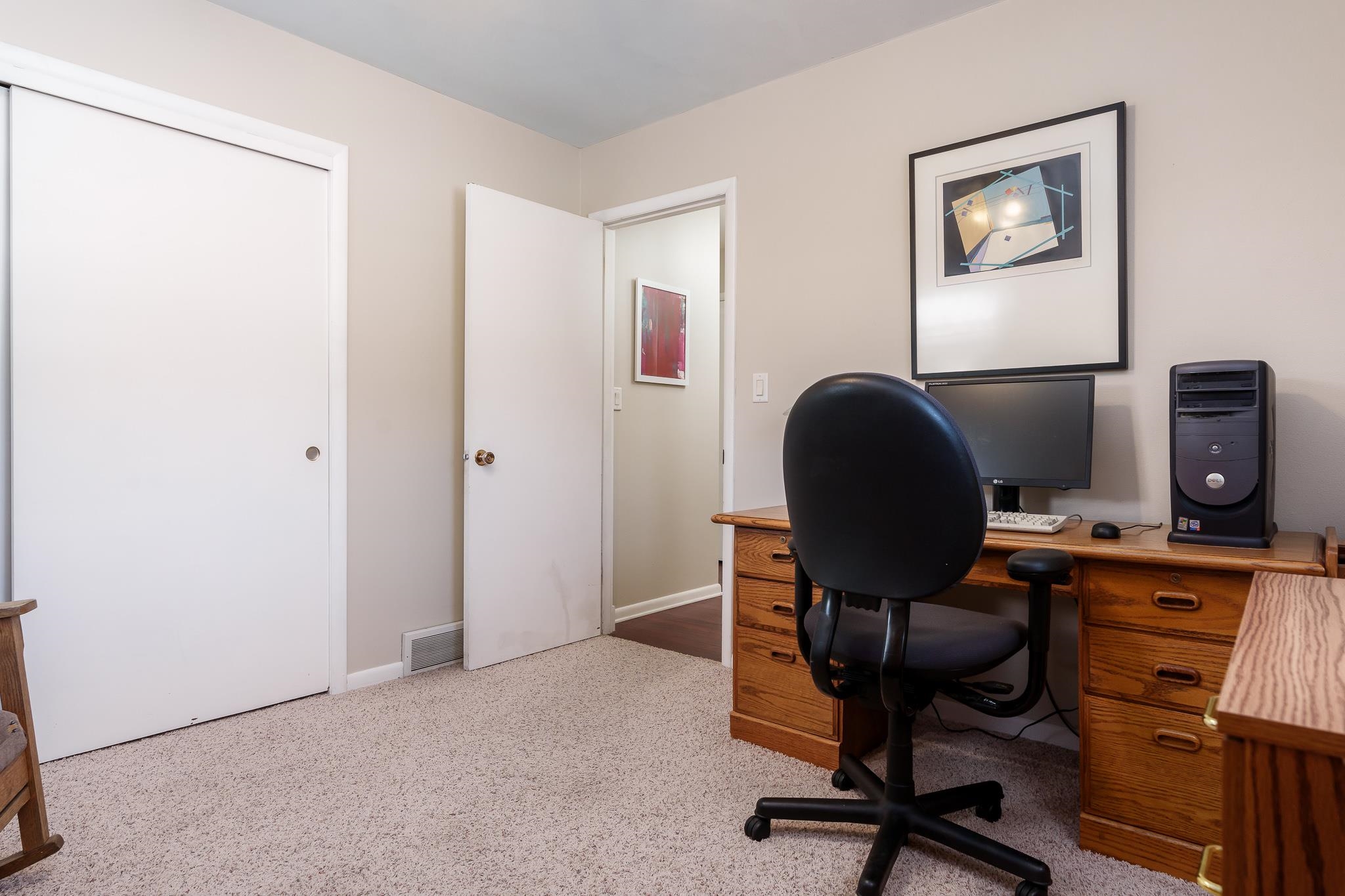 Rockford, Illinois 61108, United States, 2 Bedrooms Bedrooms, ,1 BathroomBathrooms,Residential,Pending,866