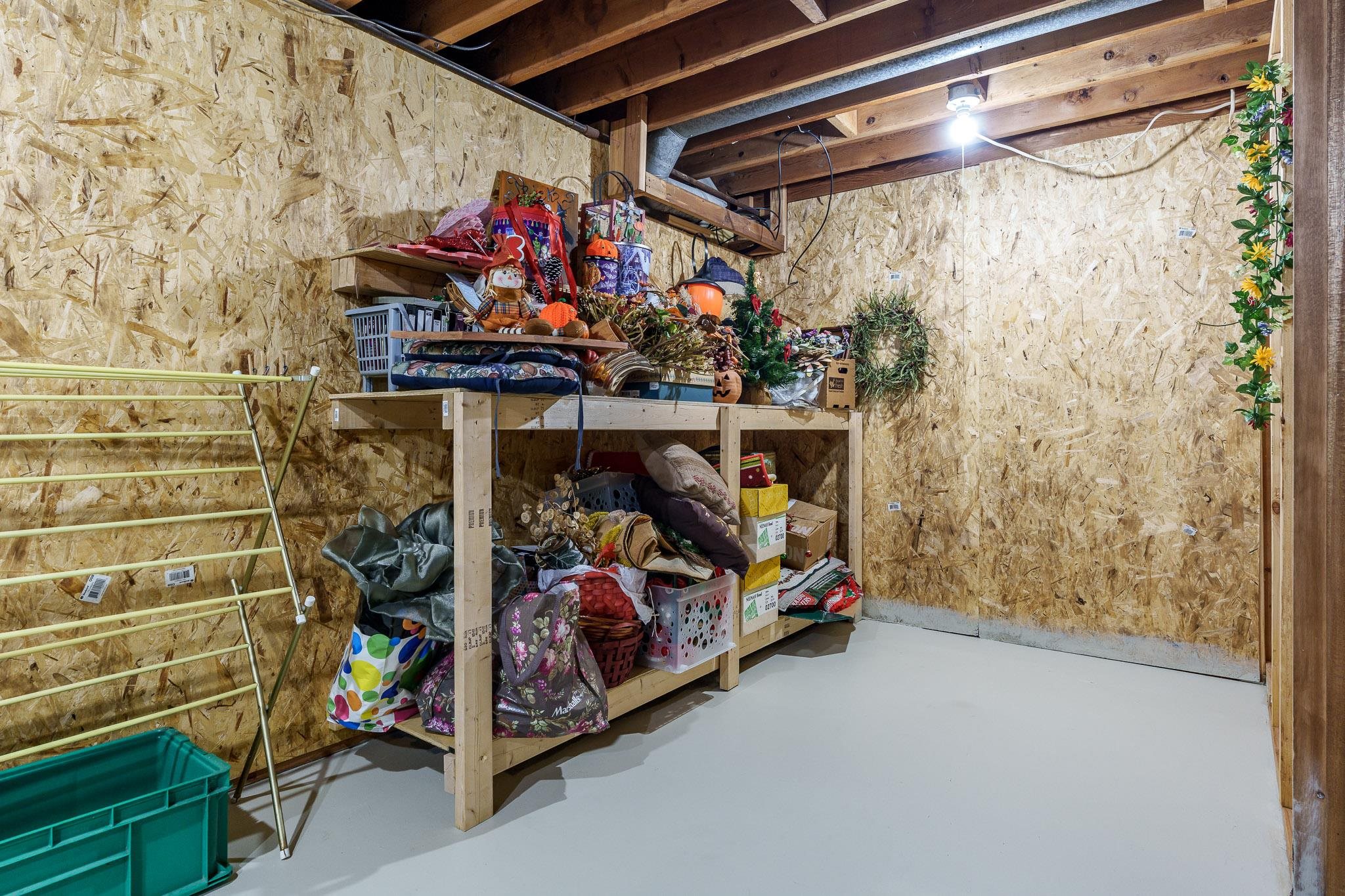 Rockford, Illinois 61108, United States, 2 Bedrooms Bedrooms, ,1 BathroomBathrooms,Residential,Pending,866