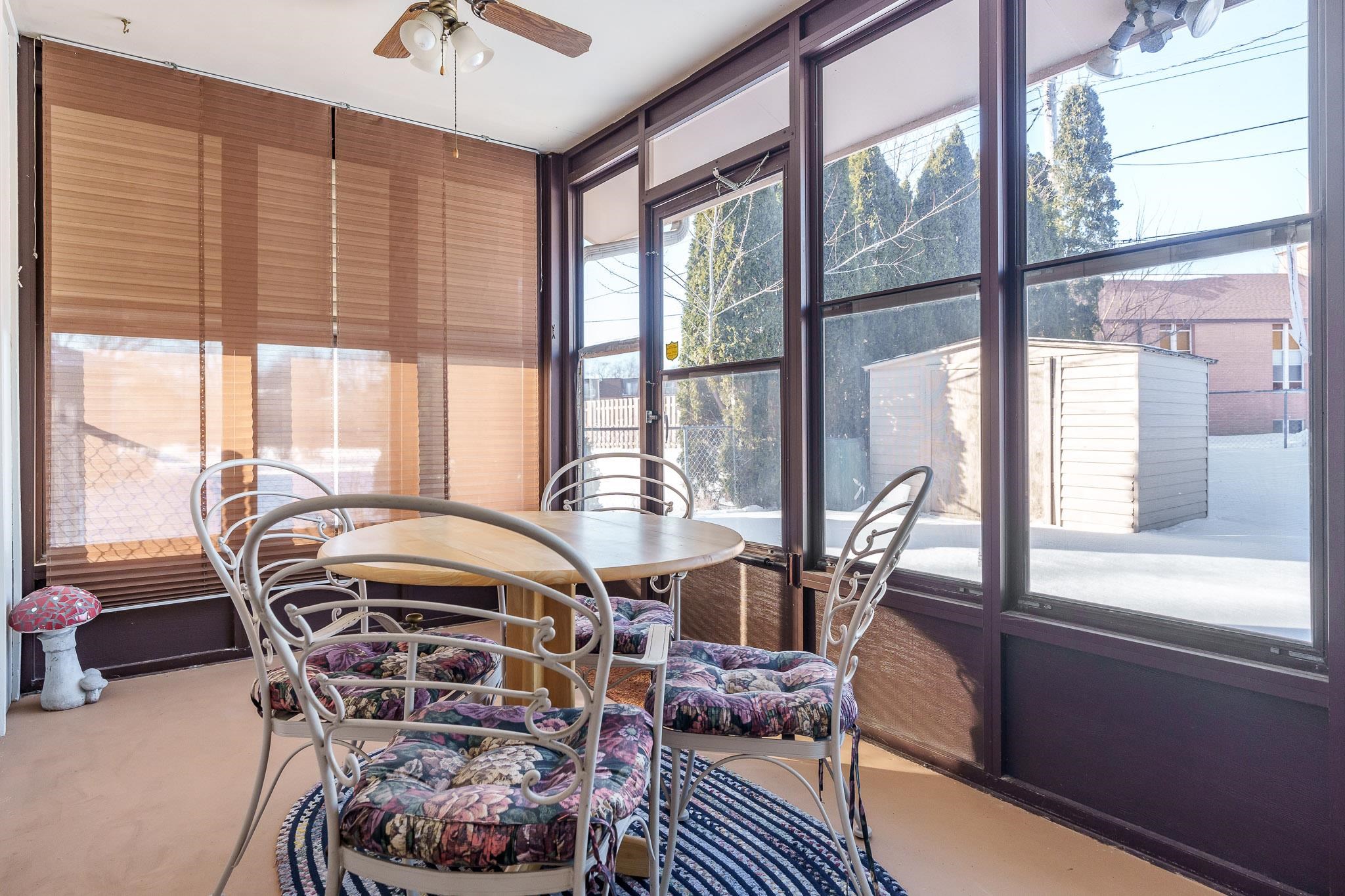 Rockford, Illinois 61108, United States, 2 Bedrooms Bedrooms, ,1 BathroomBathrooms,Residential,Pending,866