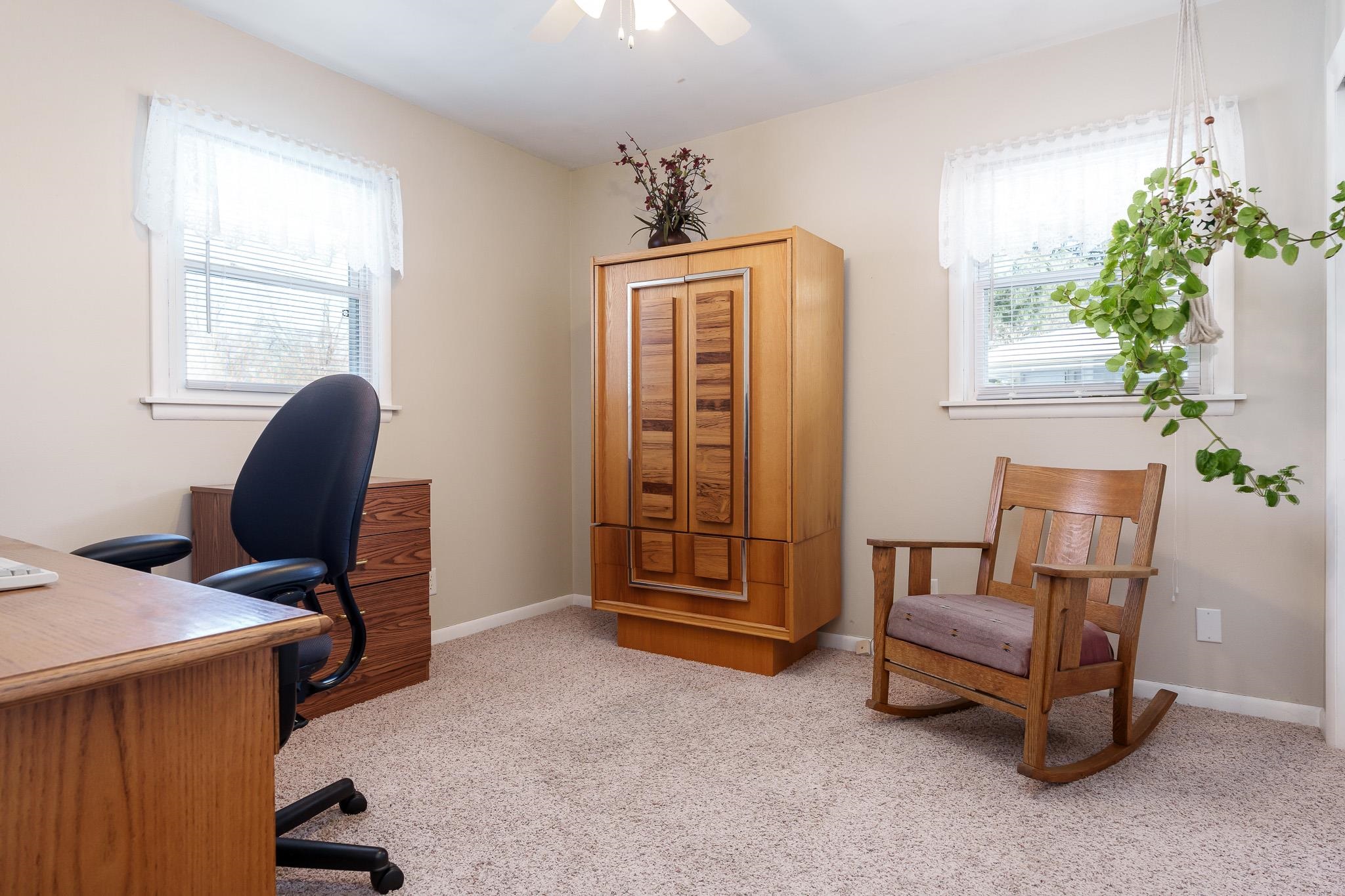 Rockford, Illinois 61108, United States, 2 Bedrooms Bedrooms, ,1 BathroomBathrooms,Residential,Pending,866