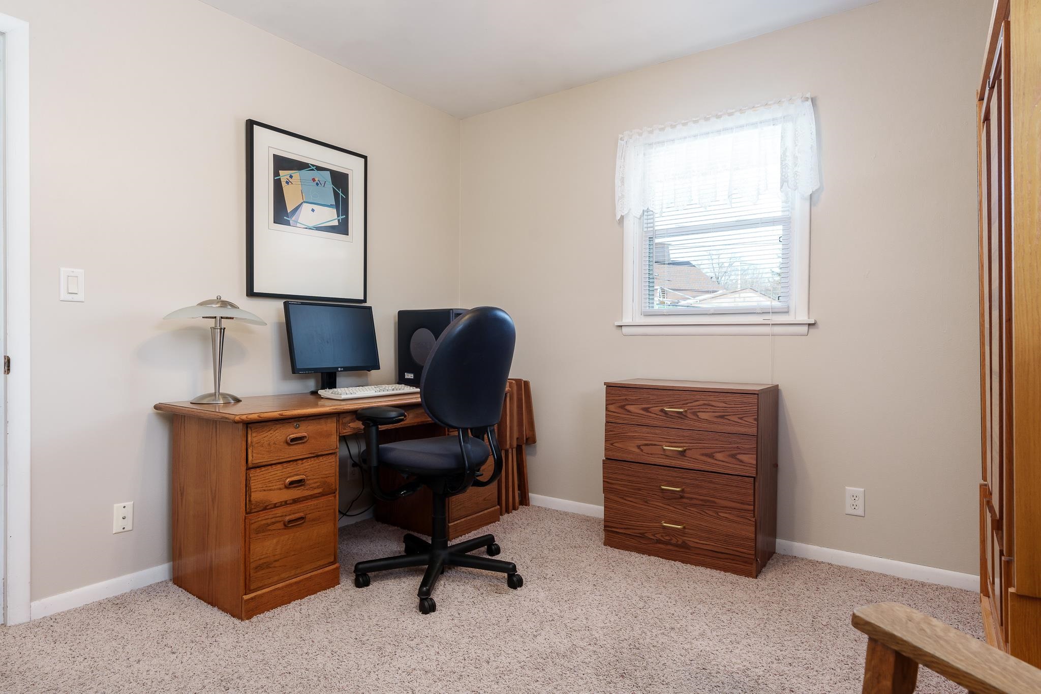 Rockford, Illinois 61108, United States, 2 Bedrooms Bedrooms, ,1 BathroomBathrooms,Residential,Pending,866