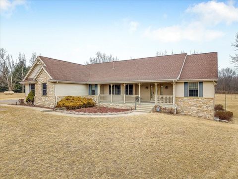 Homes For Sale - 754 E Equestrian Point Drive<br/> OREGON, IL 61061