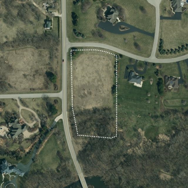 MLS: 202501874