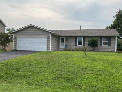 Homes For Sale - 10990 Linden Blossom Lane<br/> Winnebago County, ROSCOE, IL 61073