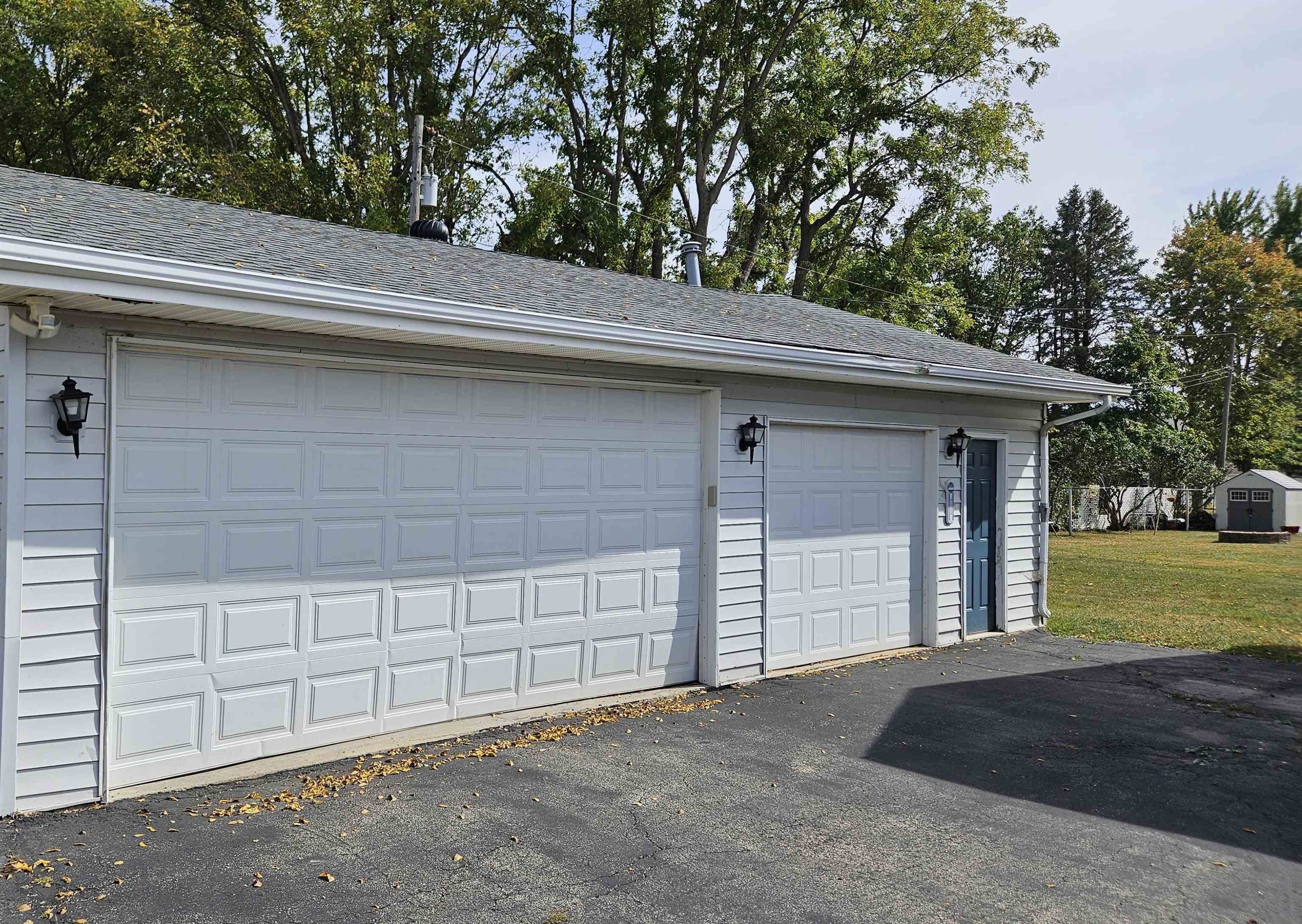 Seward, Illinois 61077, United States, 4 Bedrooms Bedrooms, ,2 BathroomsBathrooms,Residential,Active,226967