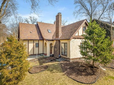 Homes For Sale - 427 N Prospect Street<br/> ROCKFORD, IL 61107